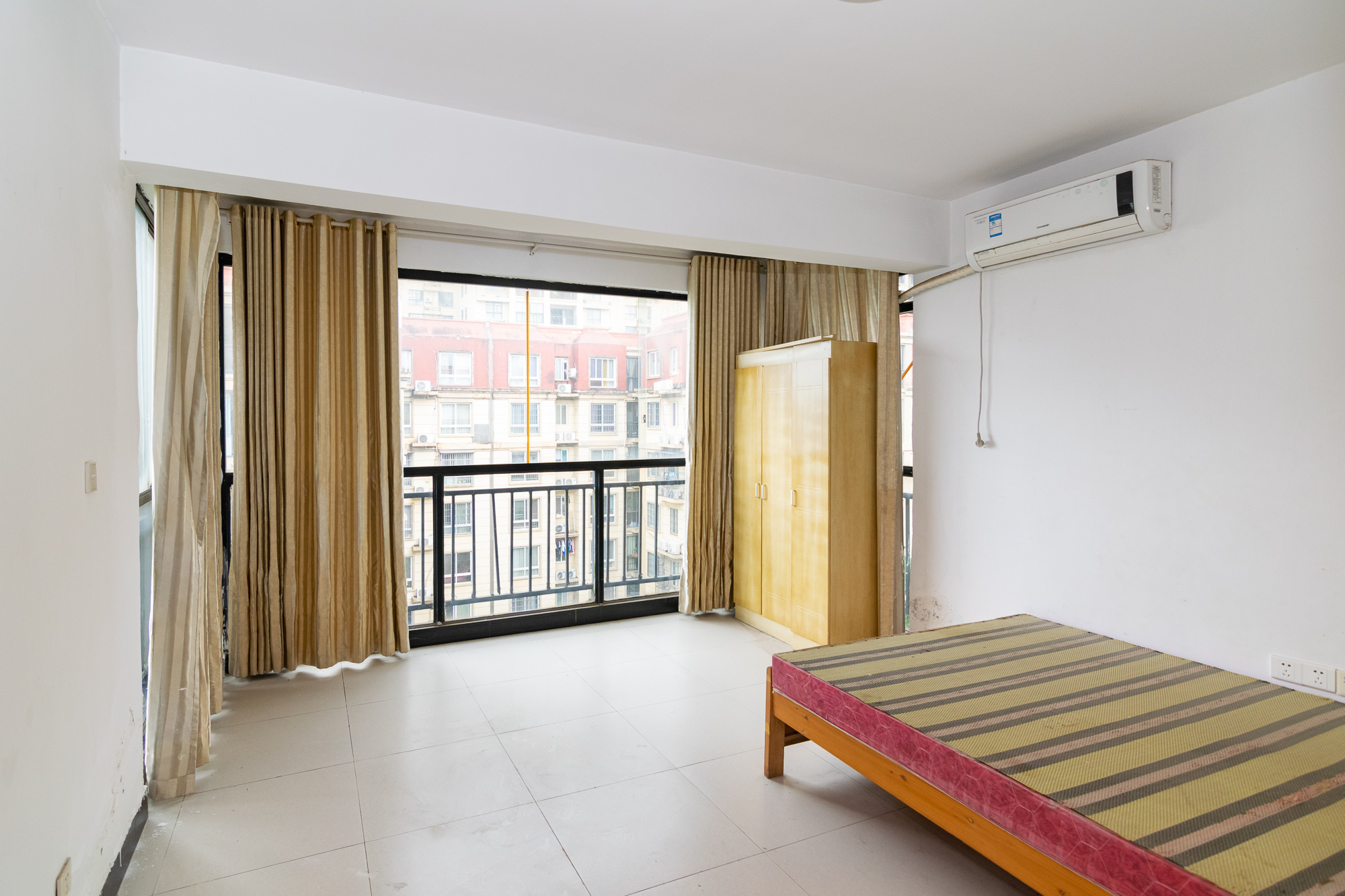 晟通城  3室2厅1卫    52.0万 晟通城  3室2厅1卫    52.0万