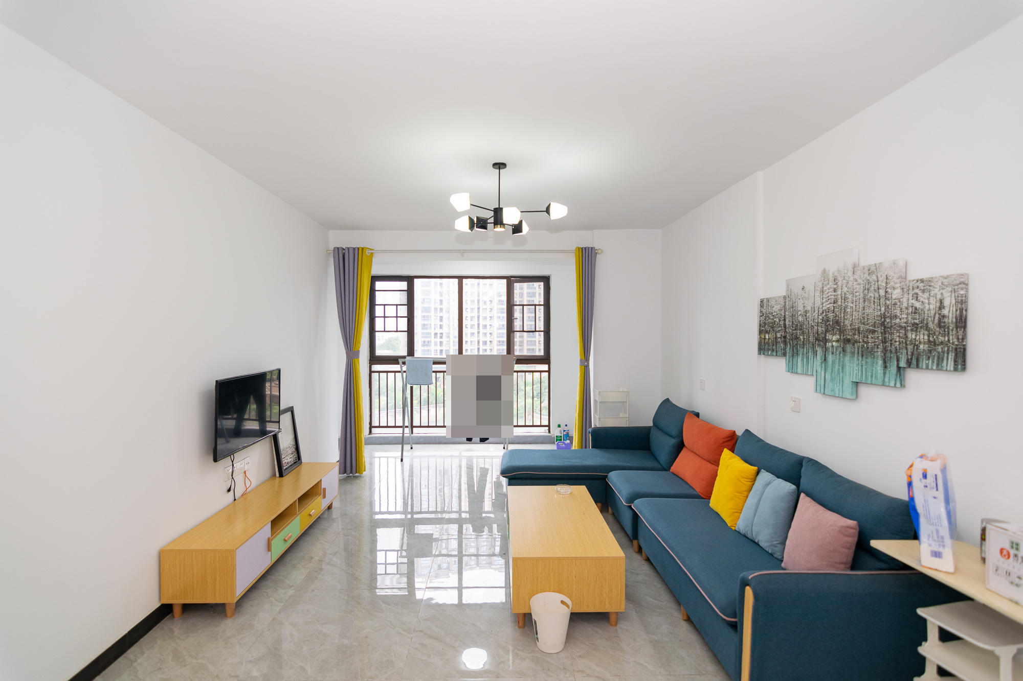 紫鑫御湖湾  4室2厅2卫    79.8万 紫鑫御湖湾  4室2厅2卫    79.8万