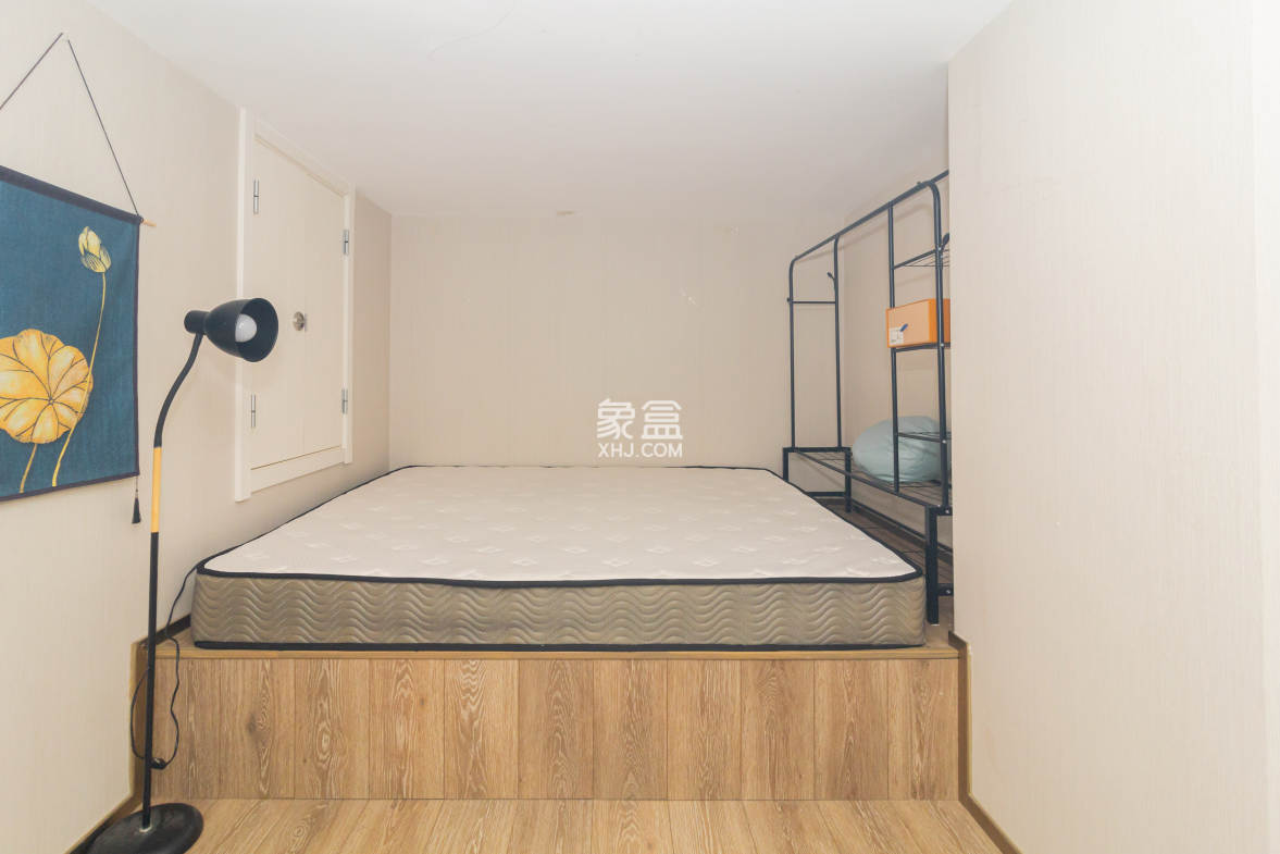 华远海蓝郡  2室2厅1卫    25.0万 华远海蓝郡  2室2厅1卫    25.0万卧室