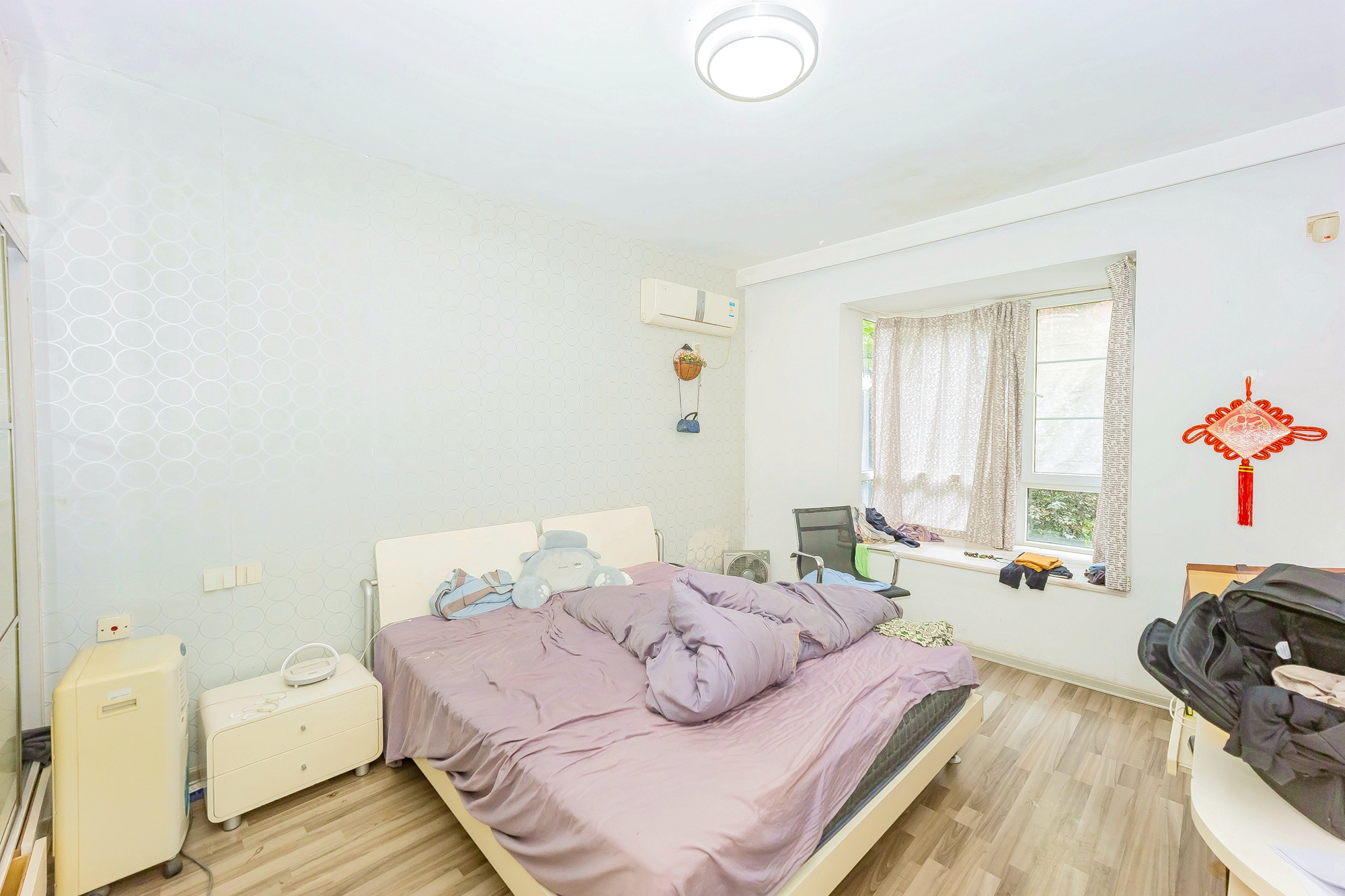 鸿铭中心 3室2厅2卫 106.0万 鸿铭中心 3室2厅2卫 106.0万卧室