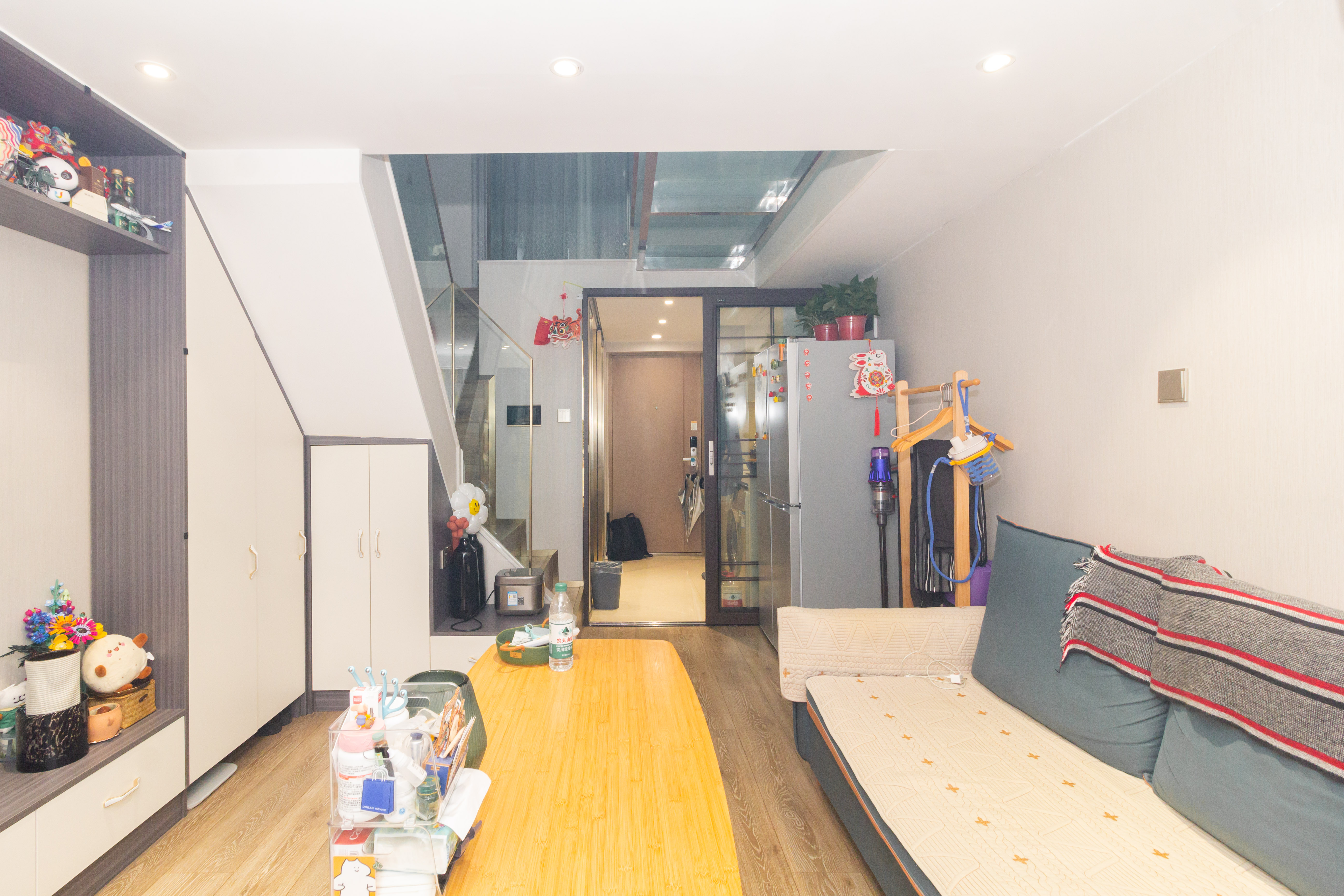 华远海蓝郡  2室1厅1卫    29.8万 华远海蓝郡  2室1厅1卫    29.8万客厅