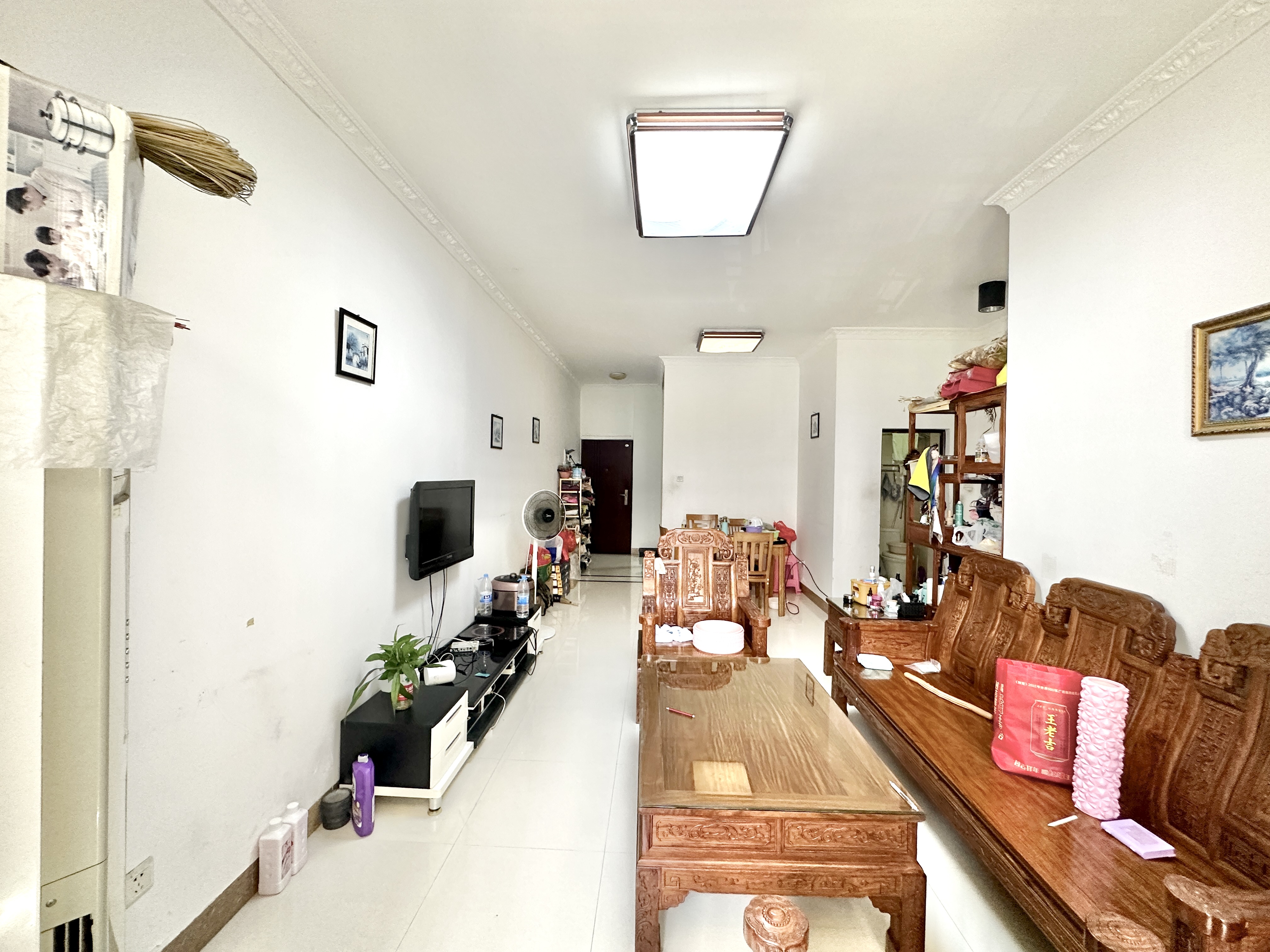 富骅大厦 2室1厅1卫 79.80万 富骅大厦 2室1厅1卫 79.80万客厅