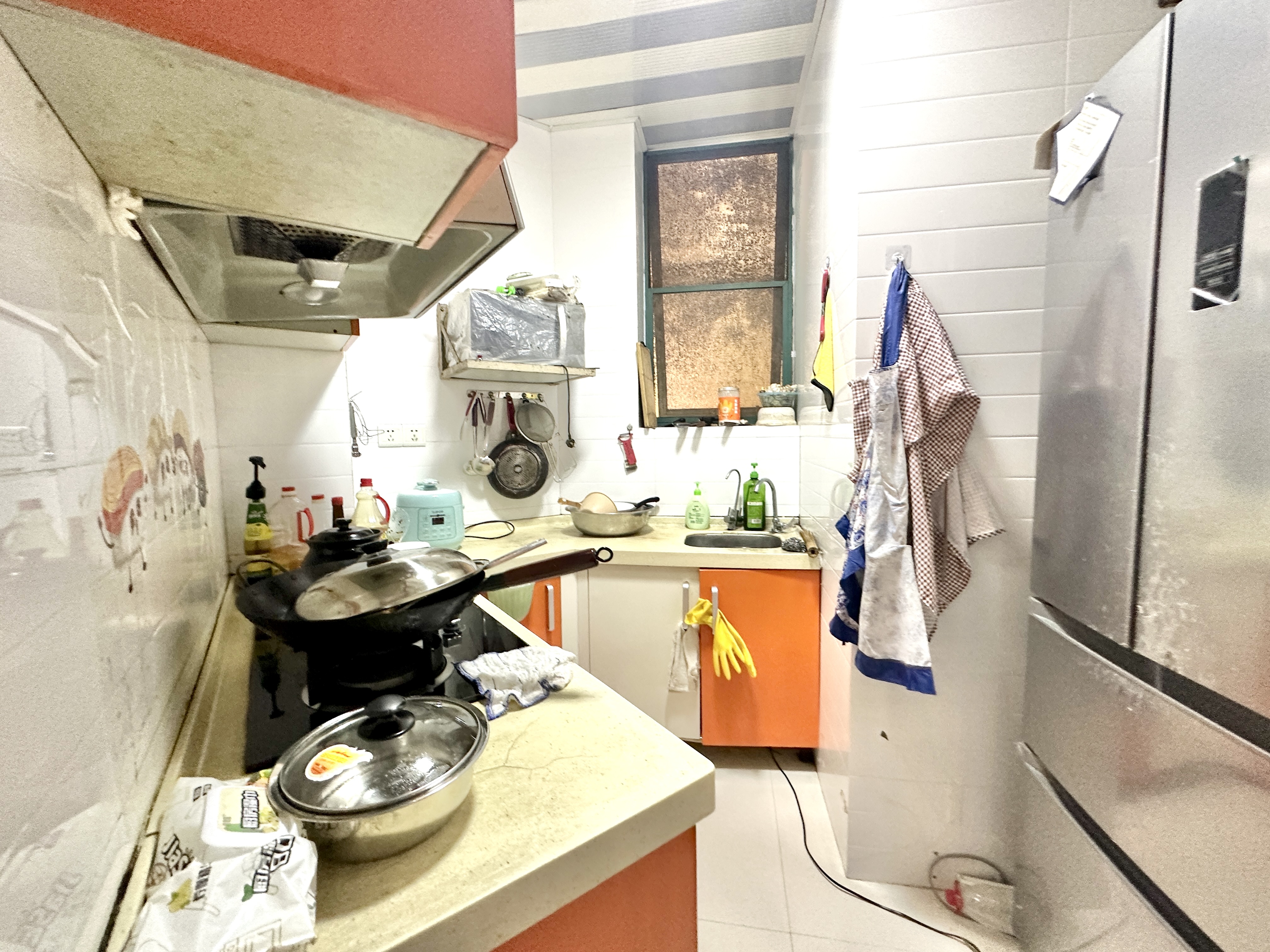 富骅大厦 2室1厅1卫 79.80万 富骅大厦 2室1厅1卫 79.80万厨房