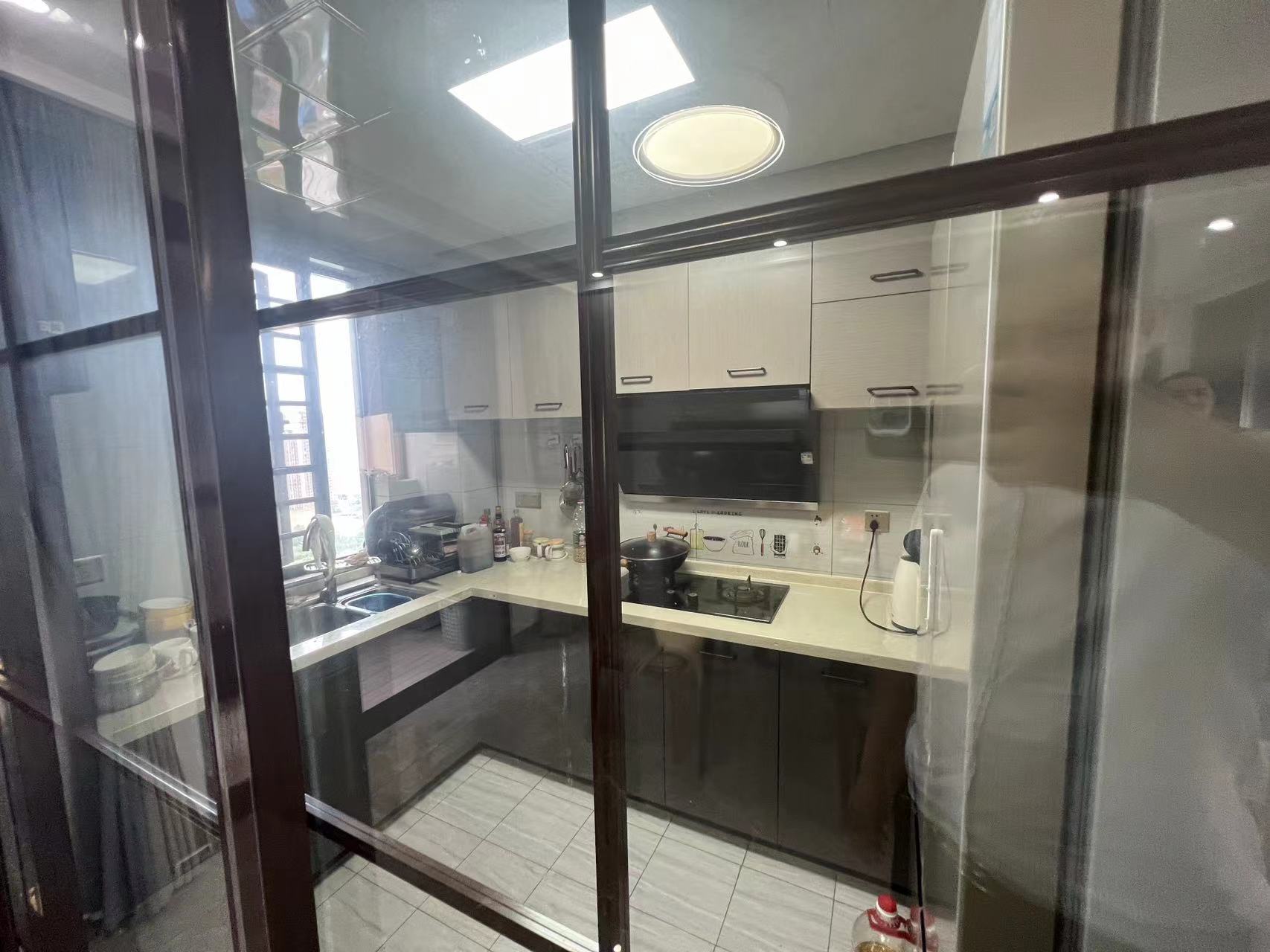 紫金华府 4室2厅1卫 85.0万 紫金华府 4室2厅1卫 85.0万室内图