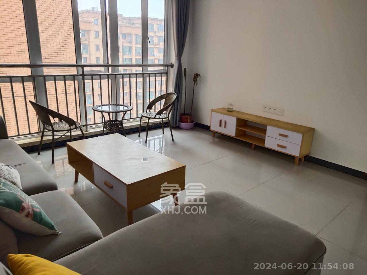 丽发新城  1室2厅3卫   2200.00元/月室内图