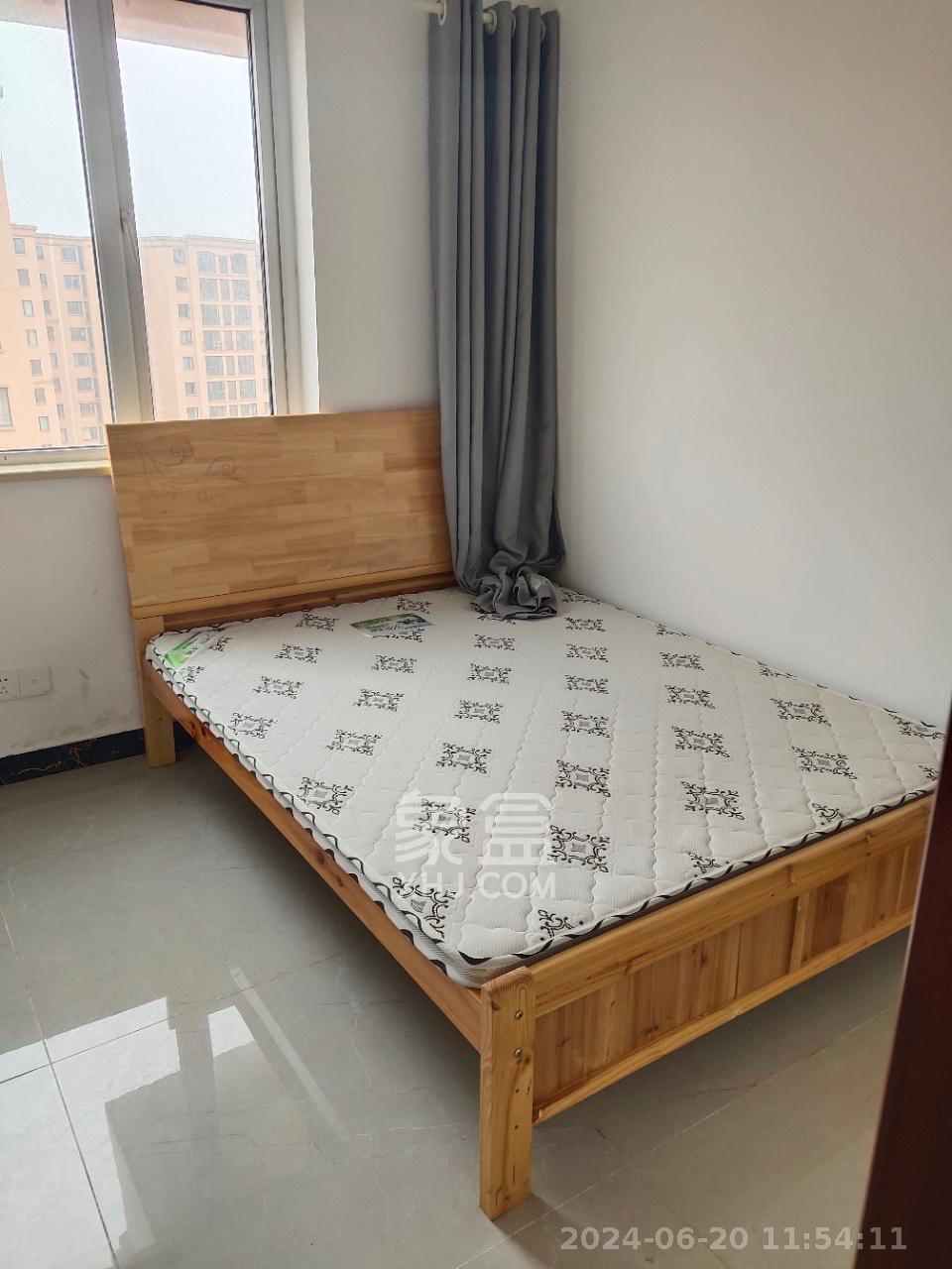 丽发新城  1室2厅3卫   2200.00元/月室内图