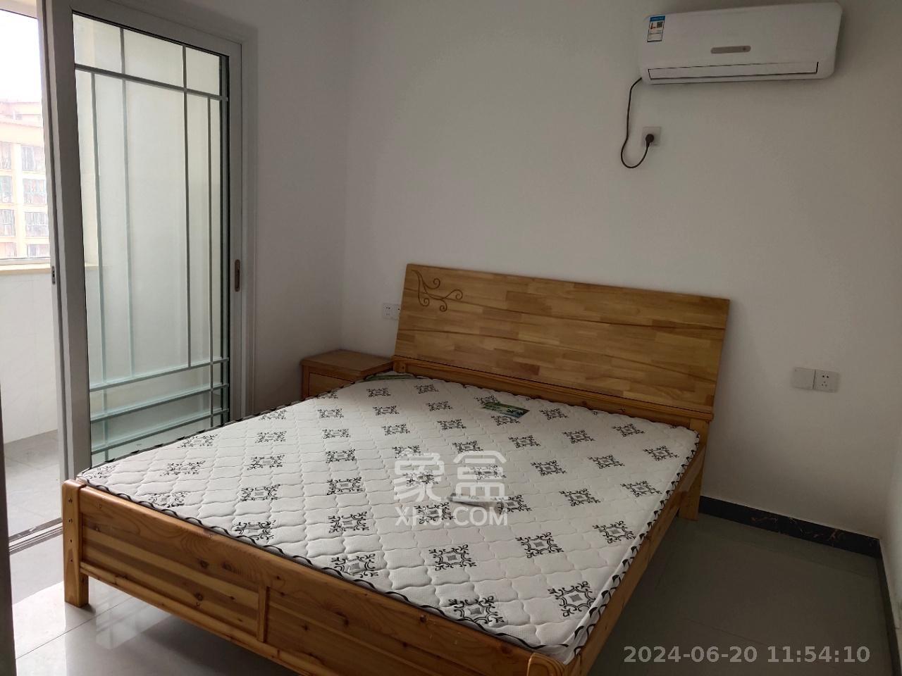 丽发新城  1室2厅3卫   2200.00元/月室内图