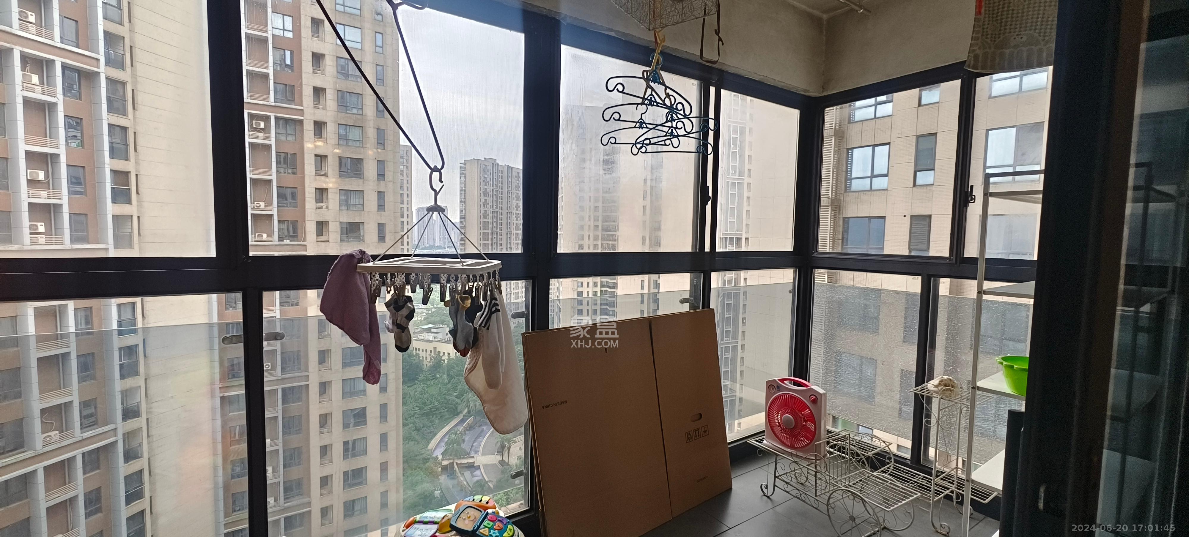 达美D6区 4室2厅2卫 3300.0元/月 达美D6区 4室2厅2卫 3300.0元/月室内图