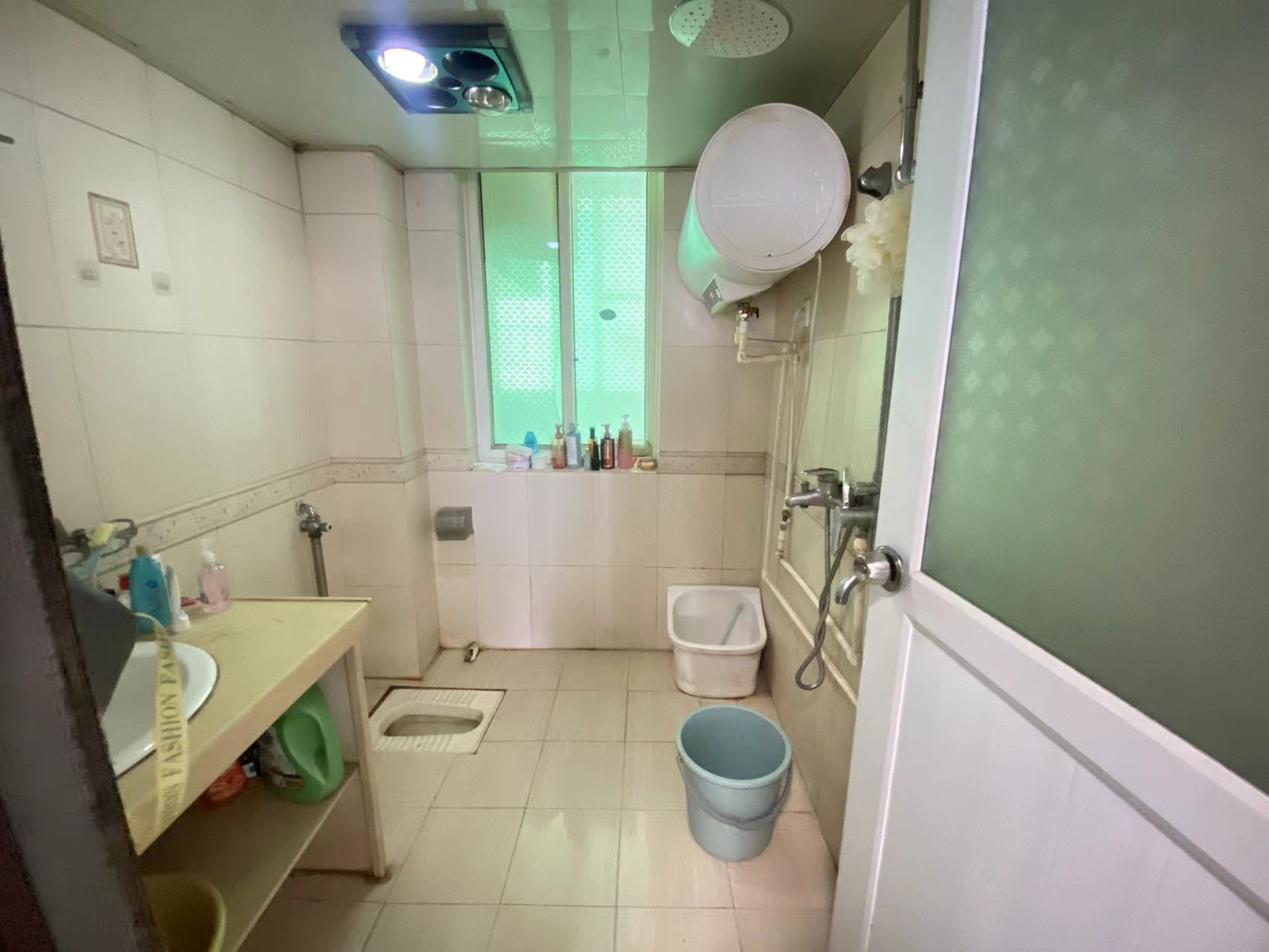 银滨楼  1室0厅0卫    49.0万 银滨楼  1室0厅0卫    49.0万室内图