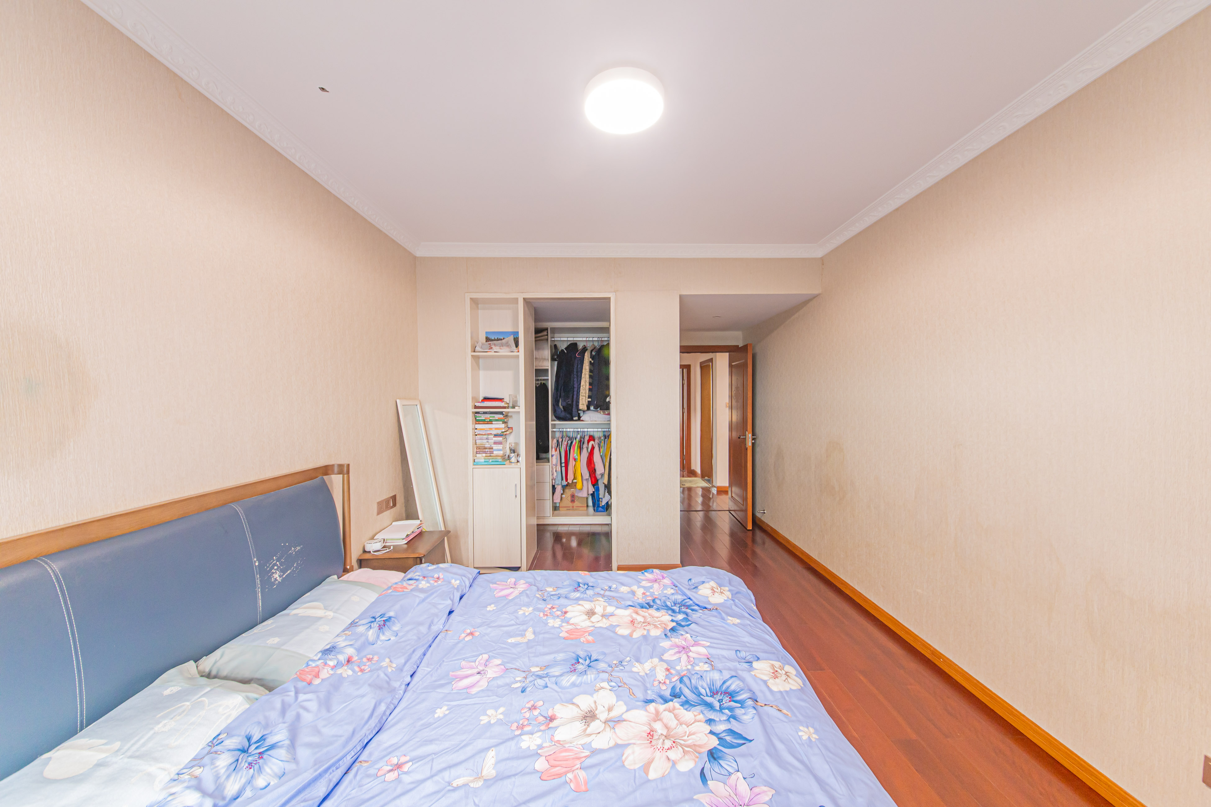 北辰中央公园C区  3室2厅2卫   128.50万卧室