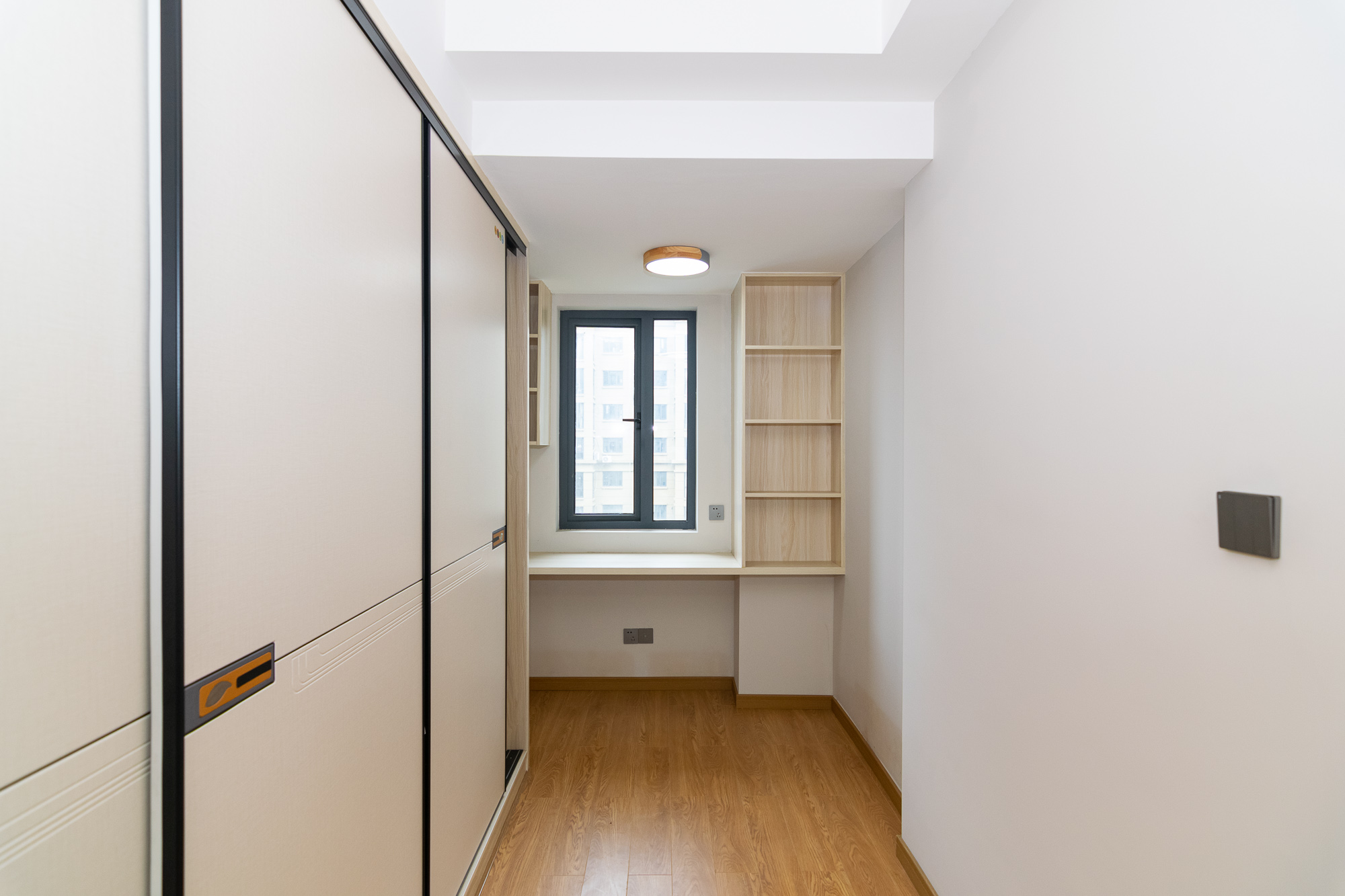 澳海澜庭 3室2厅2卫 78.0万 澳海澜庭 3室2厅2卫 78.0万其他