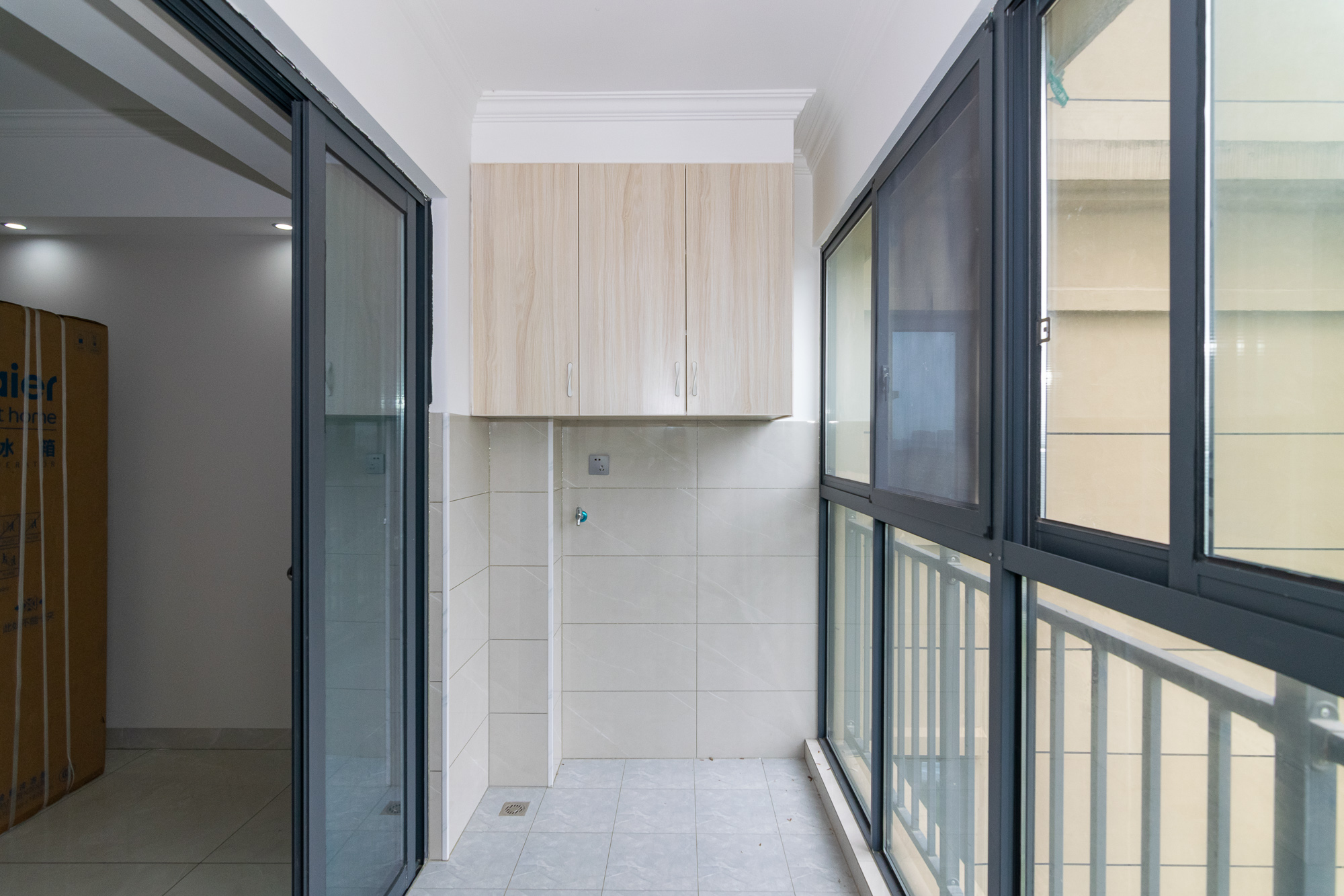 澳海澜庭 3室2厅2卫 78.0万 澳海澜庭 3室2厅2卫 78.0万阳台