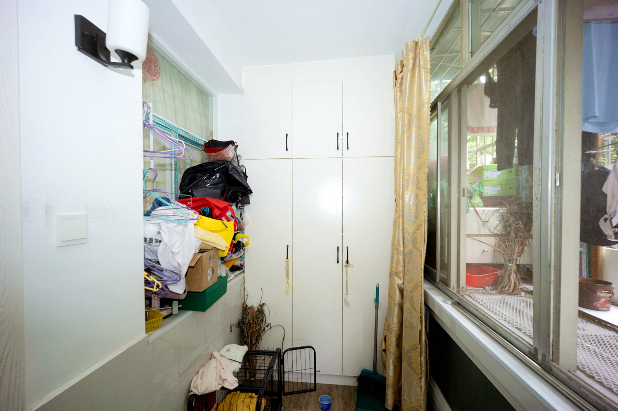 红旗区三片 3室1厅1卫 46.0万 红旗区三片 3室1厅1卫 46.0万阳台