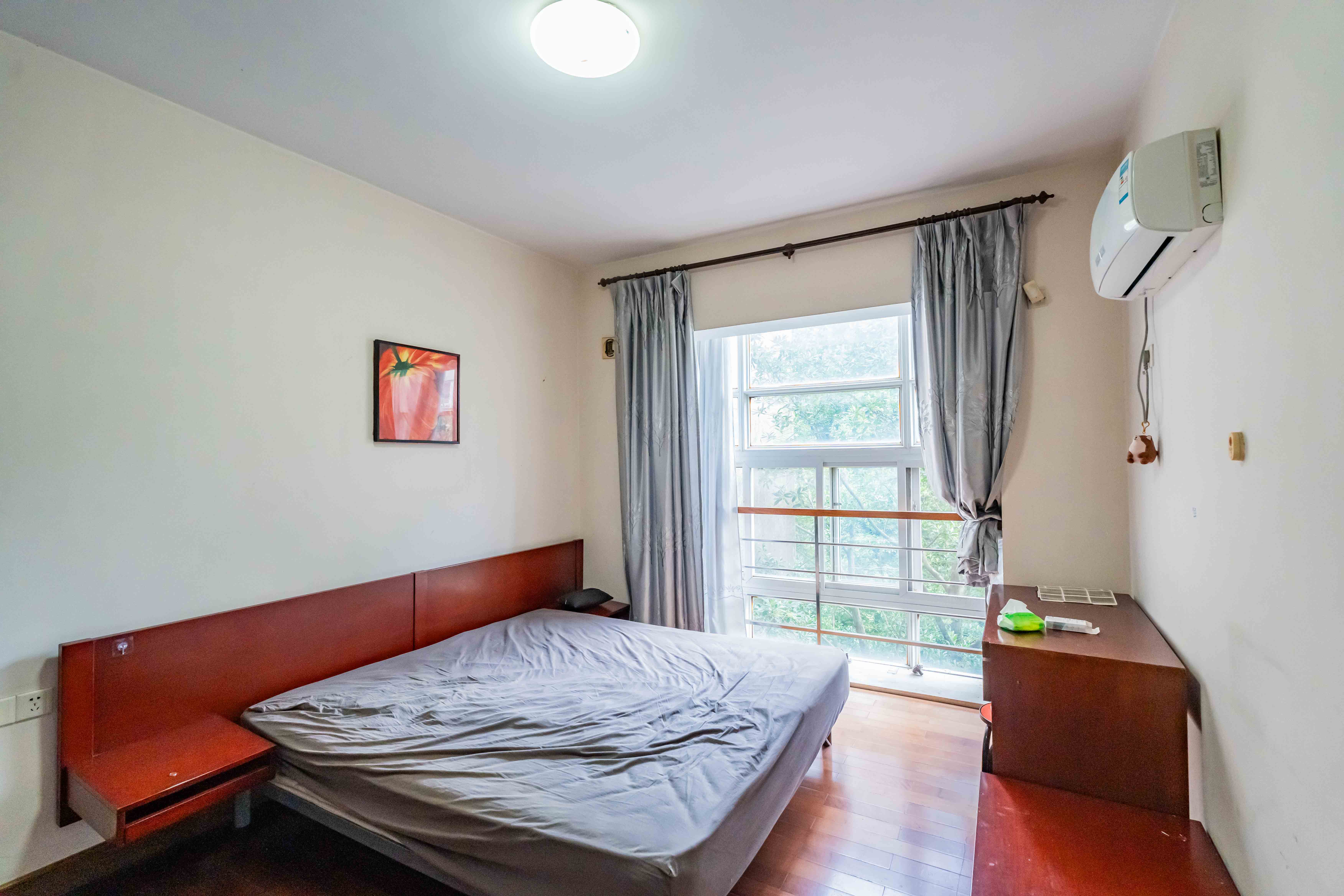 圣爵菲斯  3室2厅1卫    99.8万 圣爵菲斯  3室2厅1卫    99.8万卧室