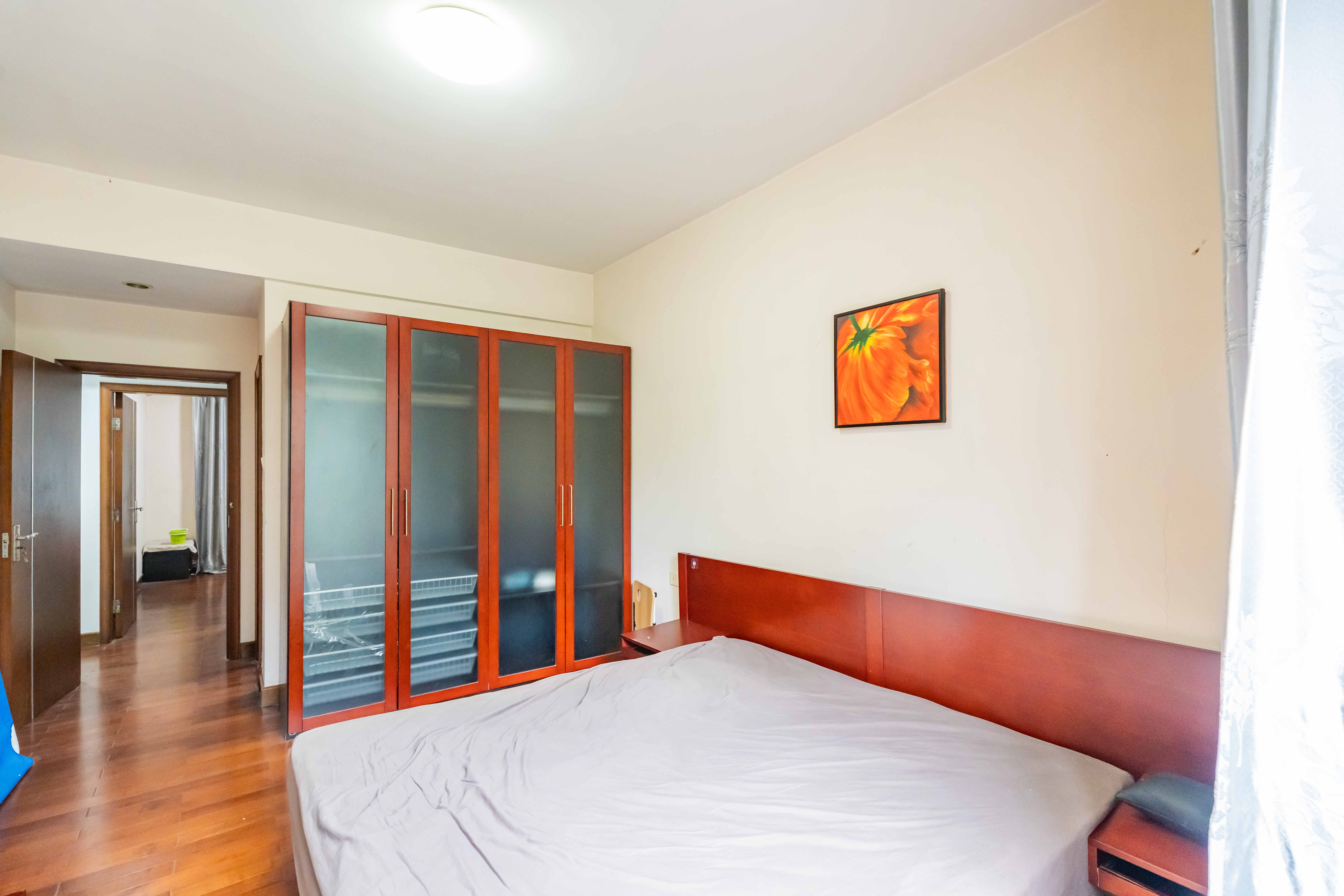 圣爵菲斯  3室2厅1卫    99.8万 圣爵菲斯  3室2厅1卫    99.8万卧室