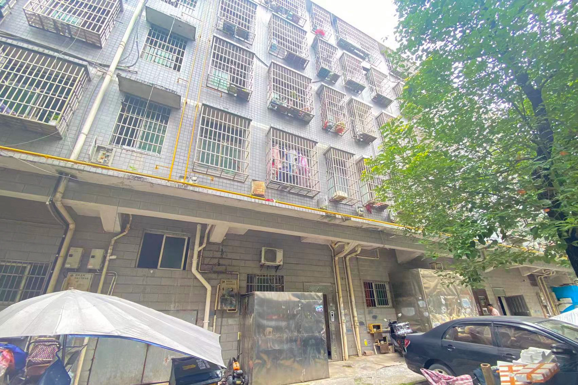 松雅安置小区 4室2厅2卫 88.0万 松雅安置小区 4室2厅2卫 88.0万其他