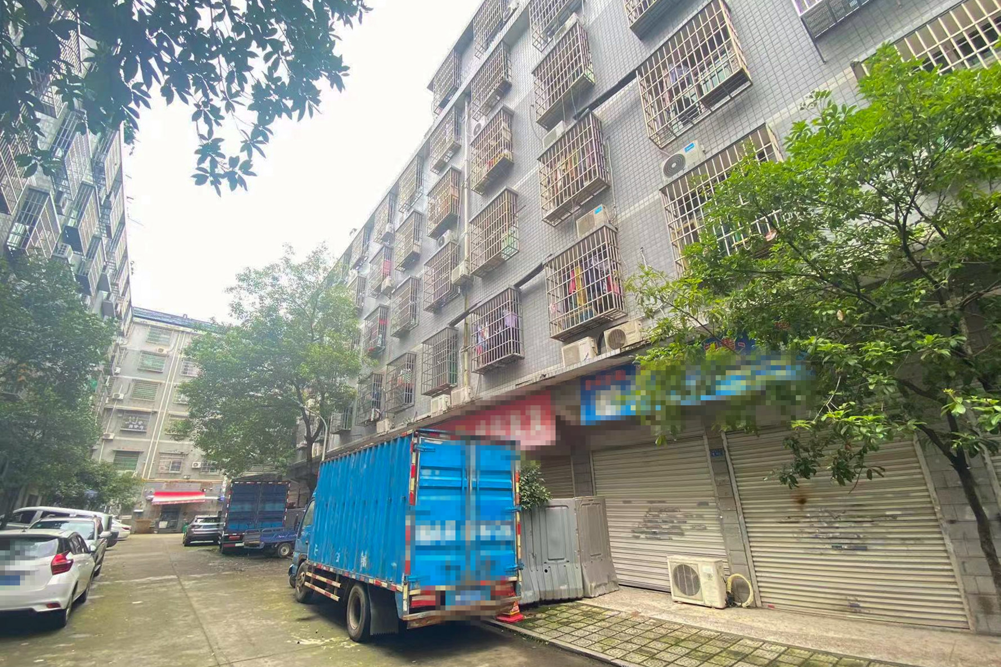 松雅安置小区 4室2厅2卫 88.0万 松雅安置小区 4室2厅2卫 88.0万其他