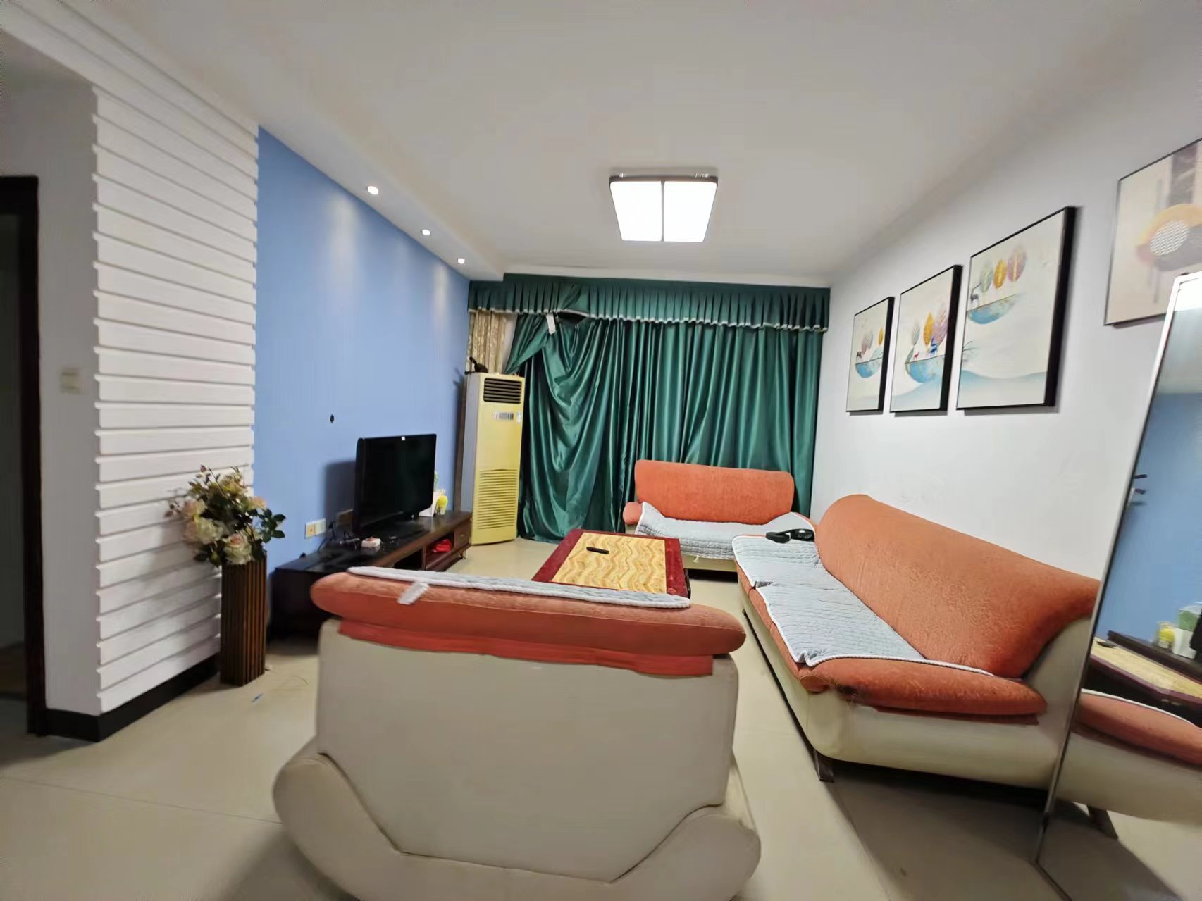 城市风景  2室2厅1卫    50.0万 城市风景  2室2厅1卫    50.0万