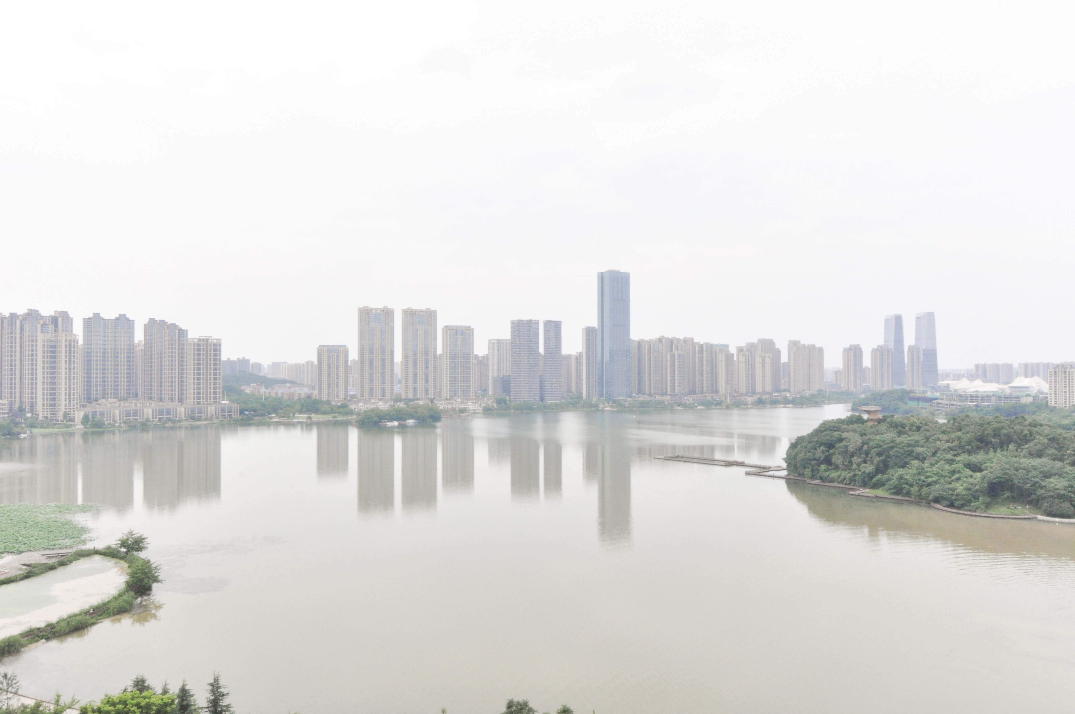佳兆业云顶梅溪湖（佳兆业梅溪荟）  4室2厅2卫   360.00万其他