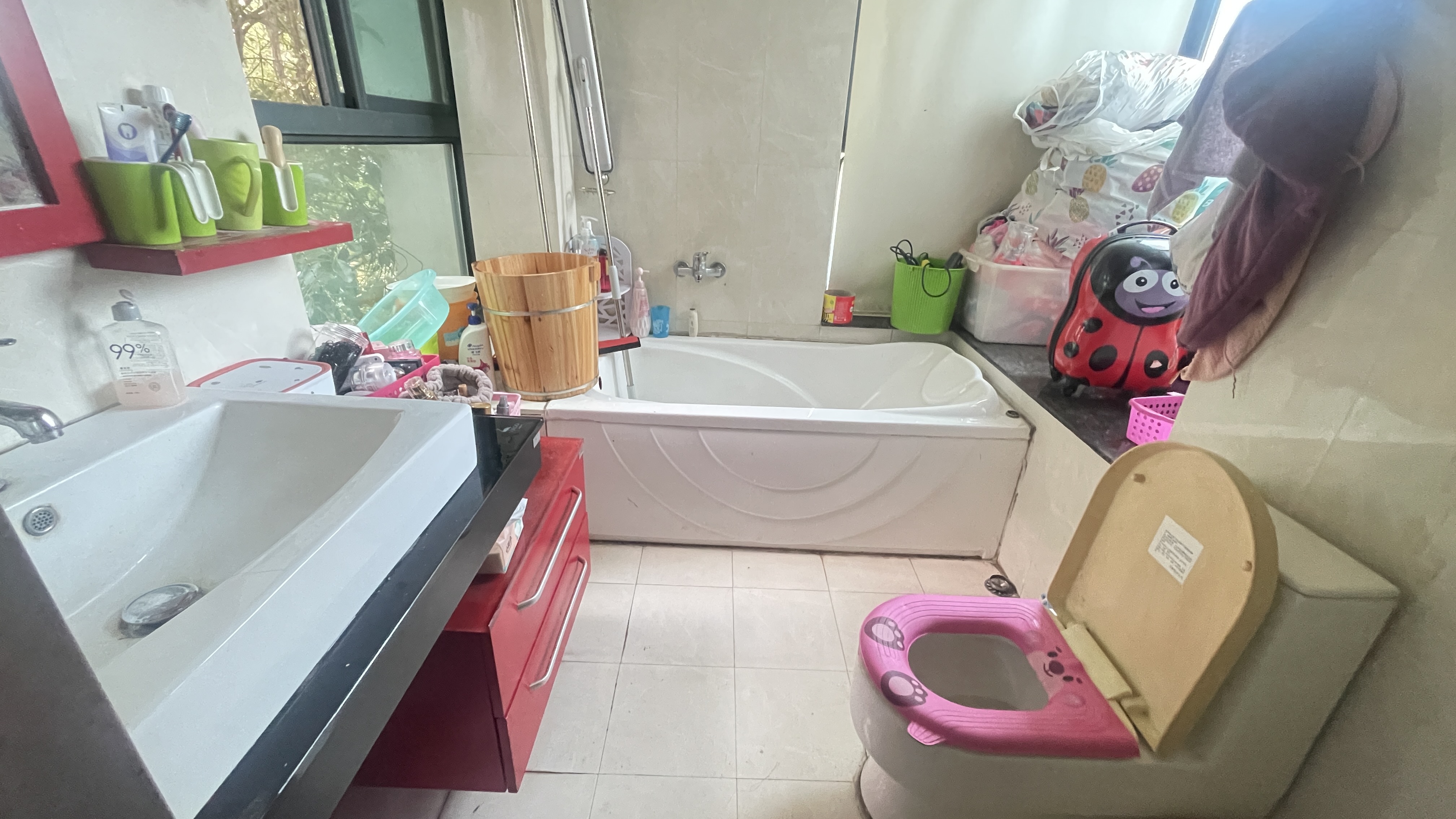 山水国际 4室2厅2卫 80.8万 山水国际 4室2厅2卫 80.8万室内图