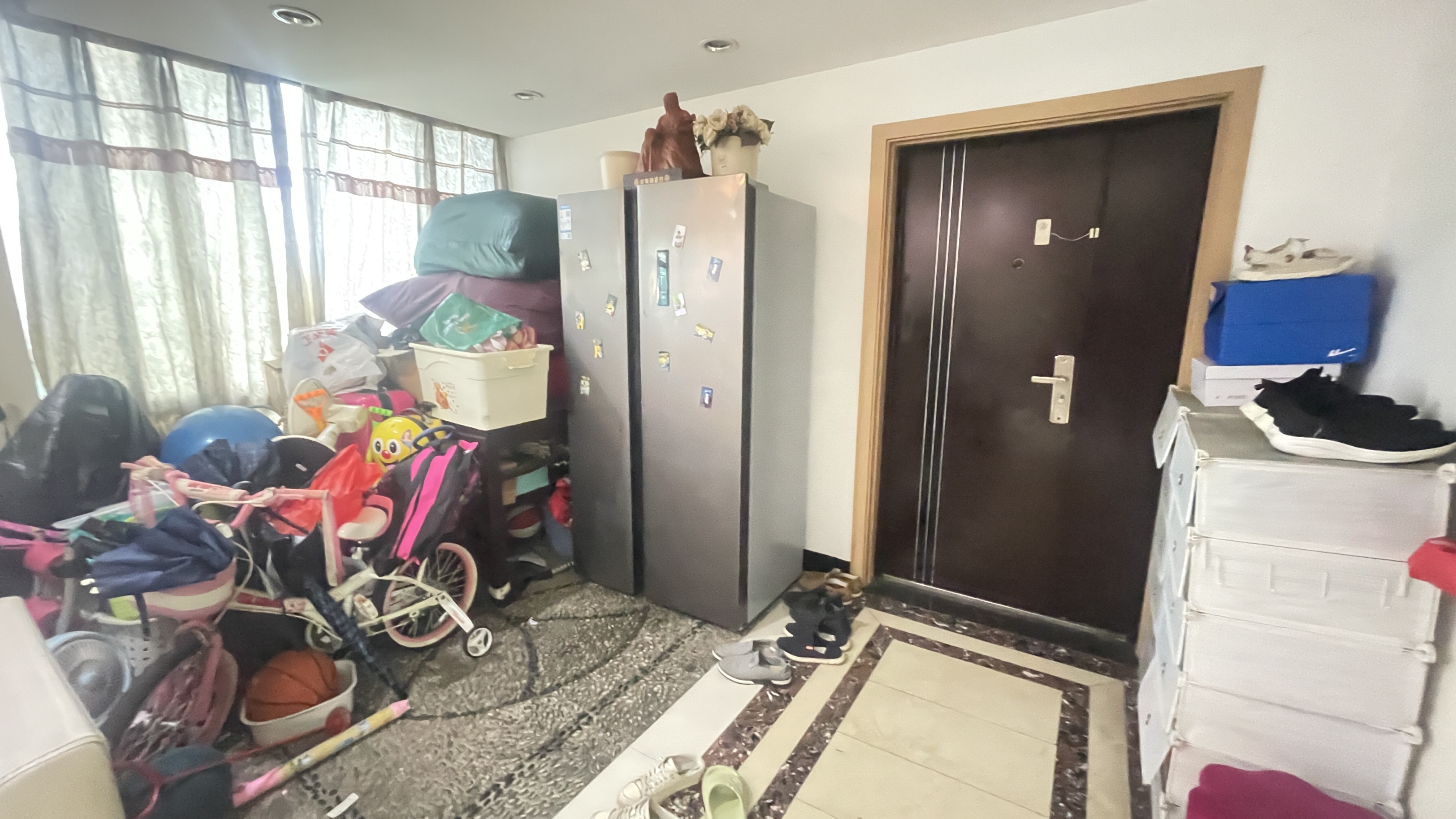 山水国际 4室2厅2卫 80.8万 山水国际 4室2厅2卫 80.8万室内图