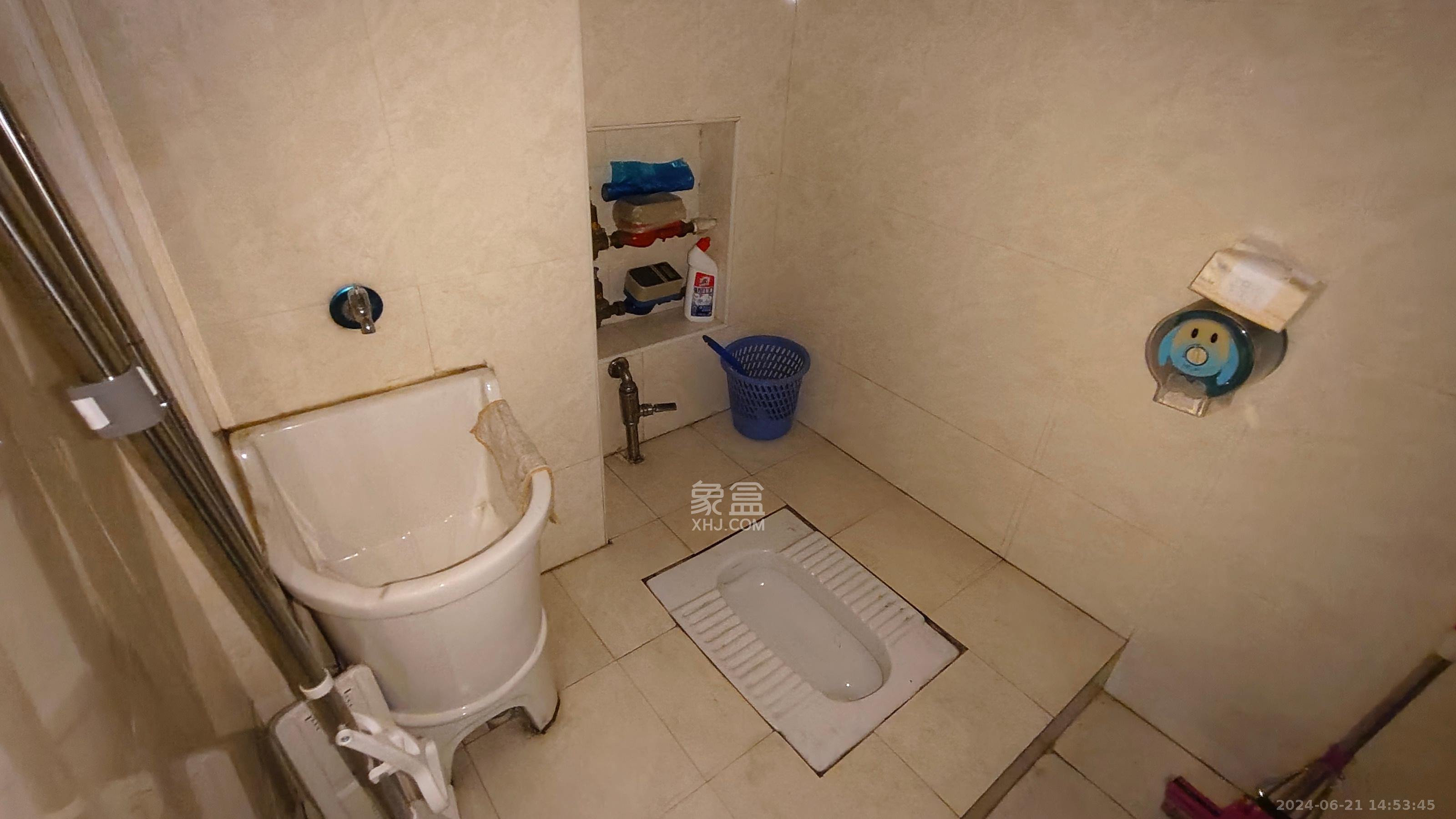 新时代广场 3室1厅1卫 3200.00元/月 新时代广场 3室1厅1卫 3200.00元/月室内图