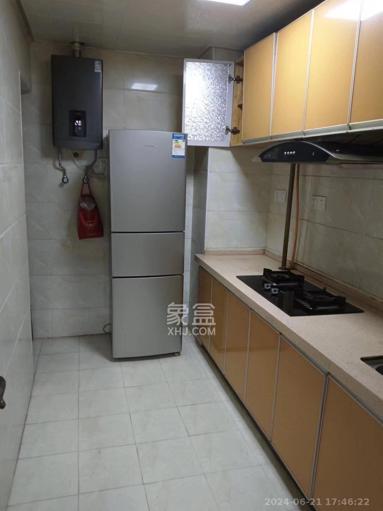 家兴苑  2室2厅1卫   2200.00元/月室内图1