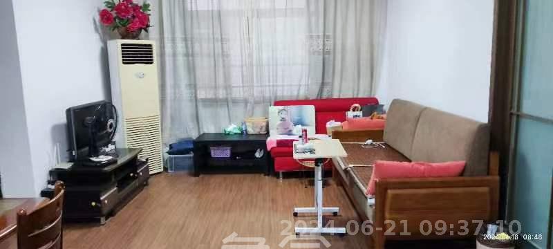 东方新世界  2室1厅1卫   2400.00元/月室内图1
