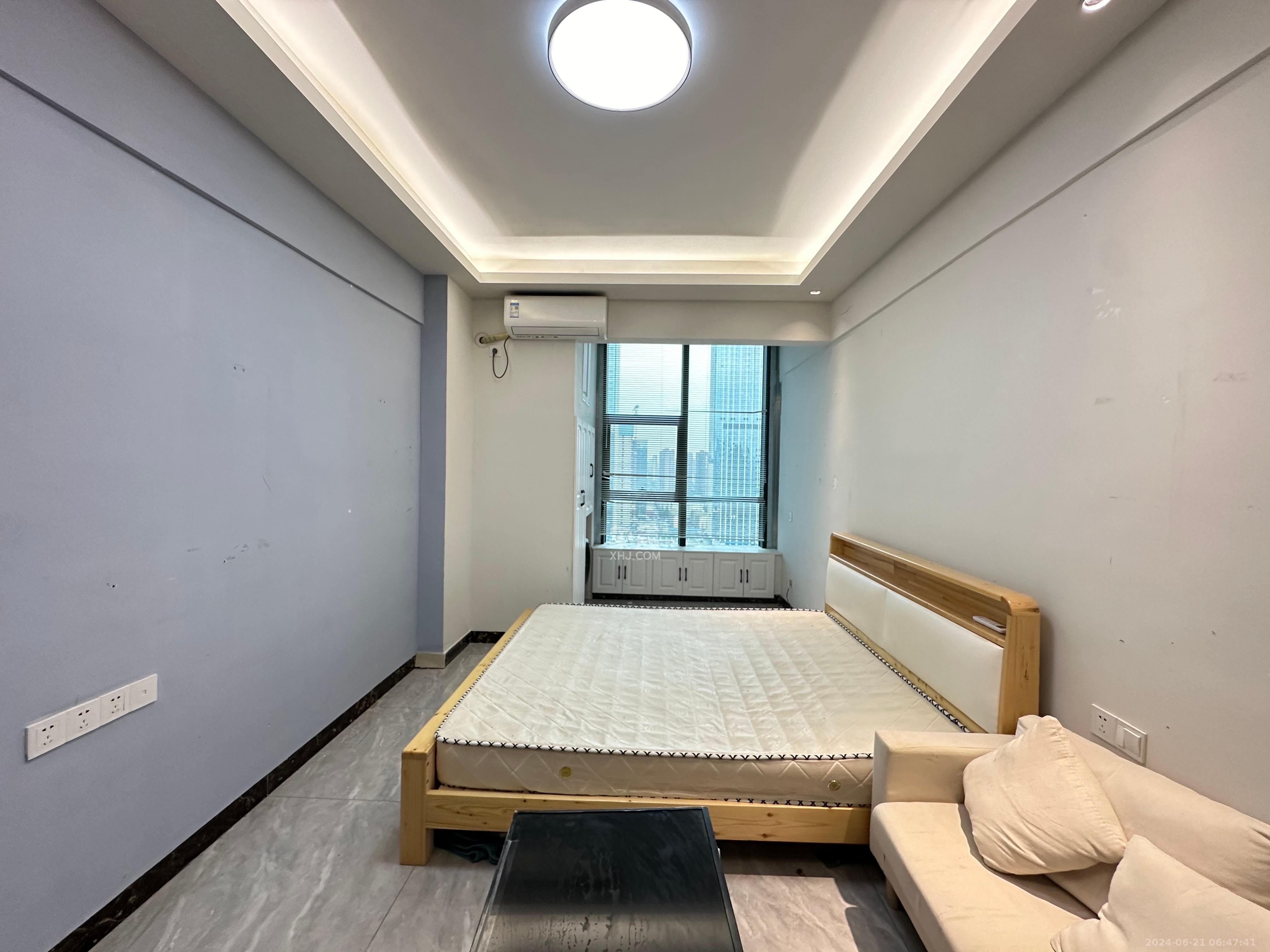 东盈商业广场（华泉城市广场）  1室0厅0卫   2000.00元/月室内图1
