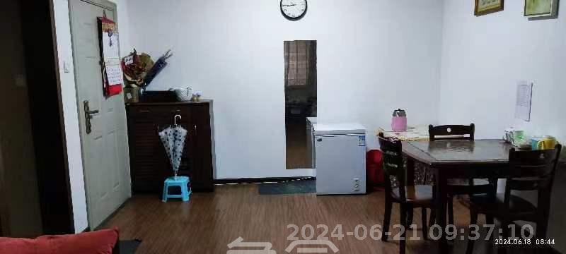 东方新世界  2室1厅1卫   2400.00元/月室内图