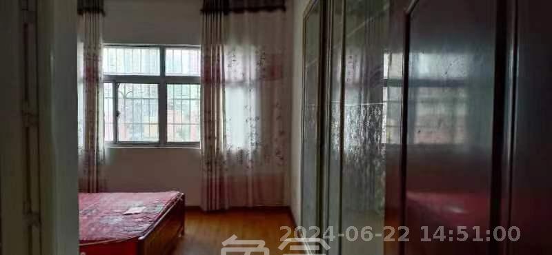 洛口渔香  5室3厅2卫   43.80万室内图