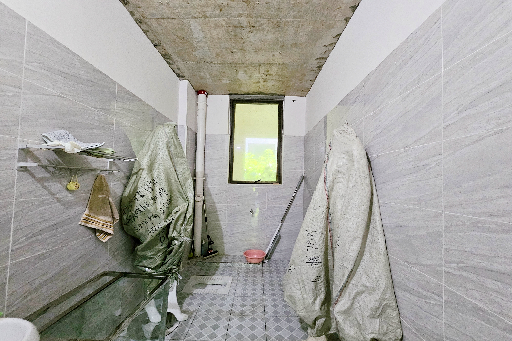 明昇壹城(明昇时代广场)一期  3室2厅1卫    308.0万 明昇壹城(明昇时代广场)一期  3室2厅1卫    308.0万卫生间