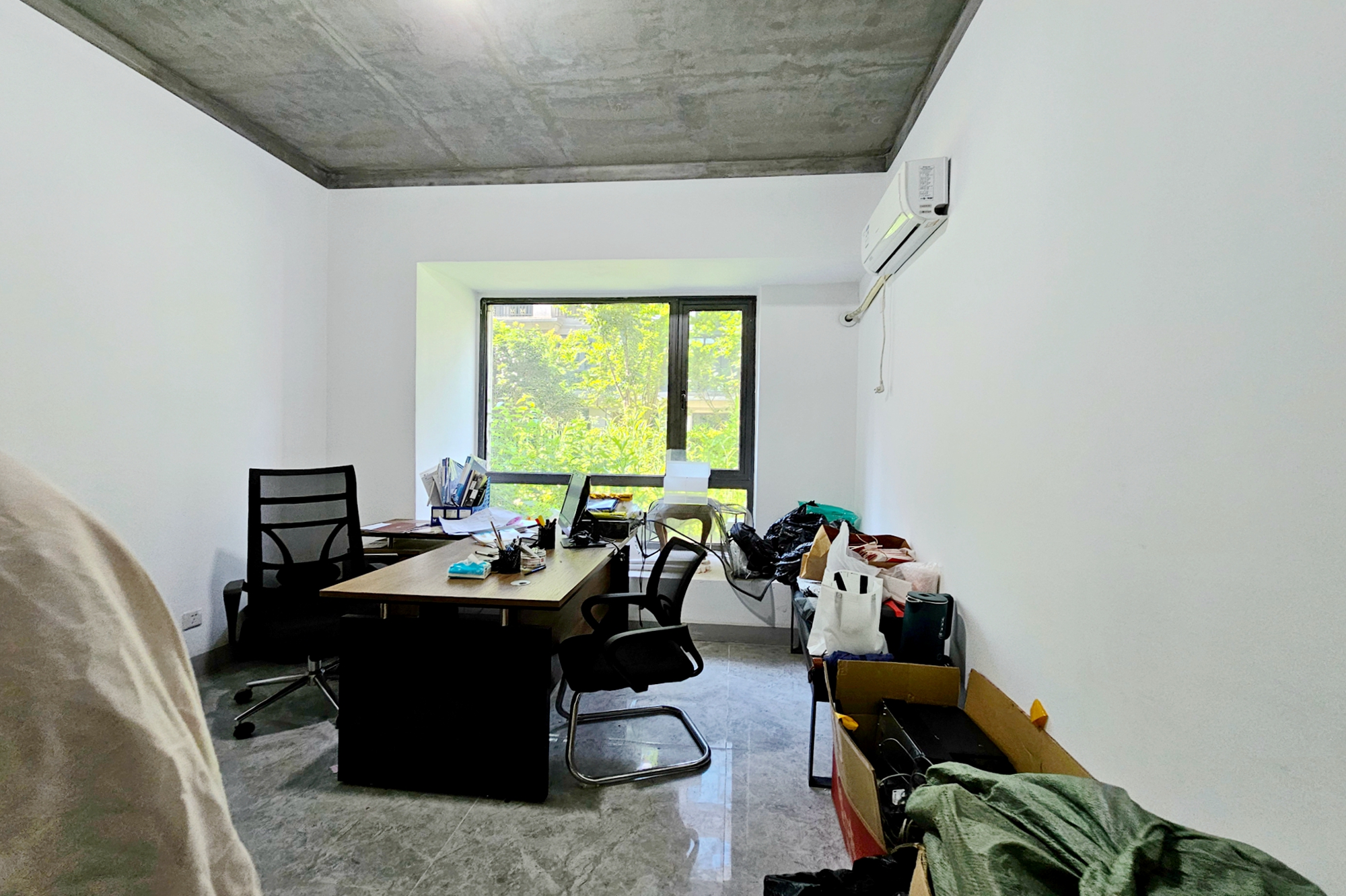 明昇壹城(明昇时代广场)一期  3室2厅1卫    308.0万 明昇壹城(明昇时代广场)一期  3室2厅1卫    308.0万卧室