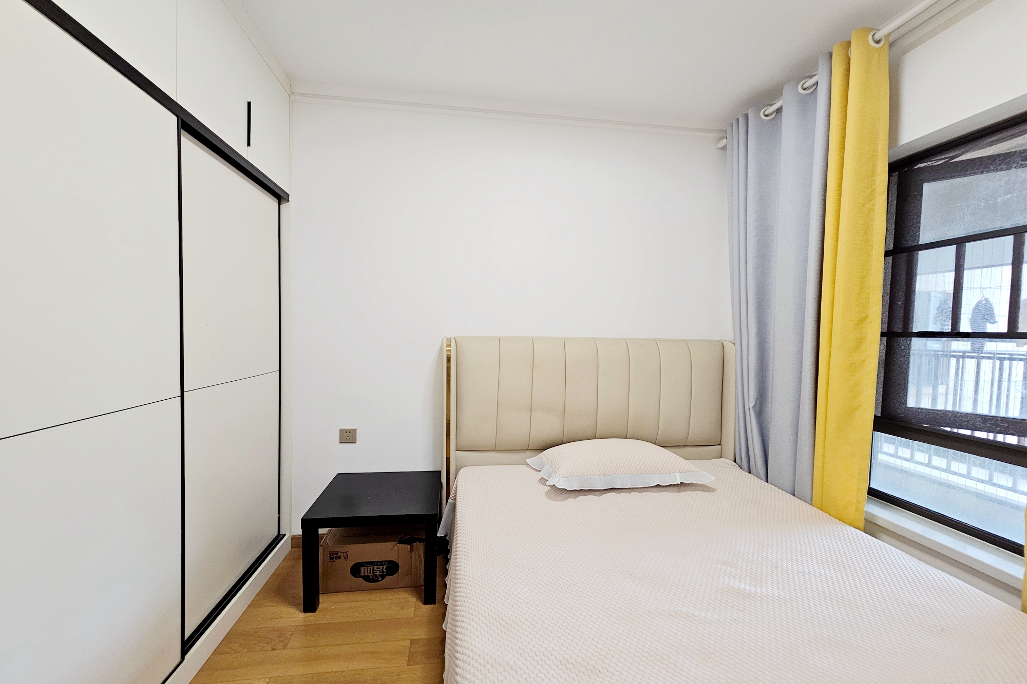 阳光城尚东湾青柠园  3室2厅2卫    103.8万卧室