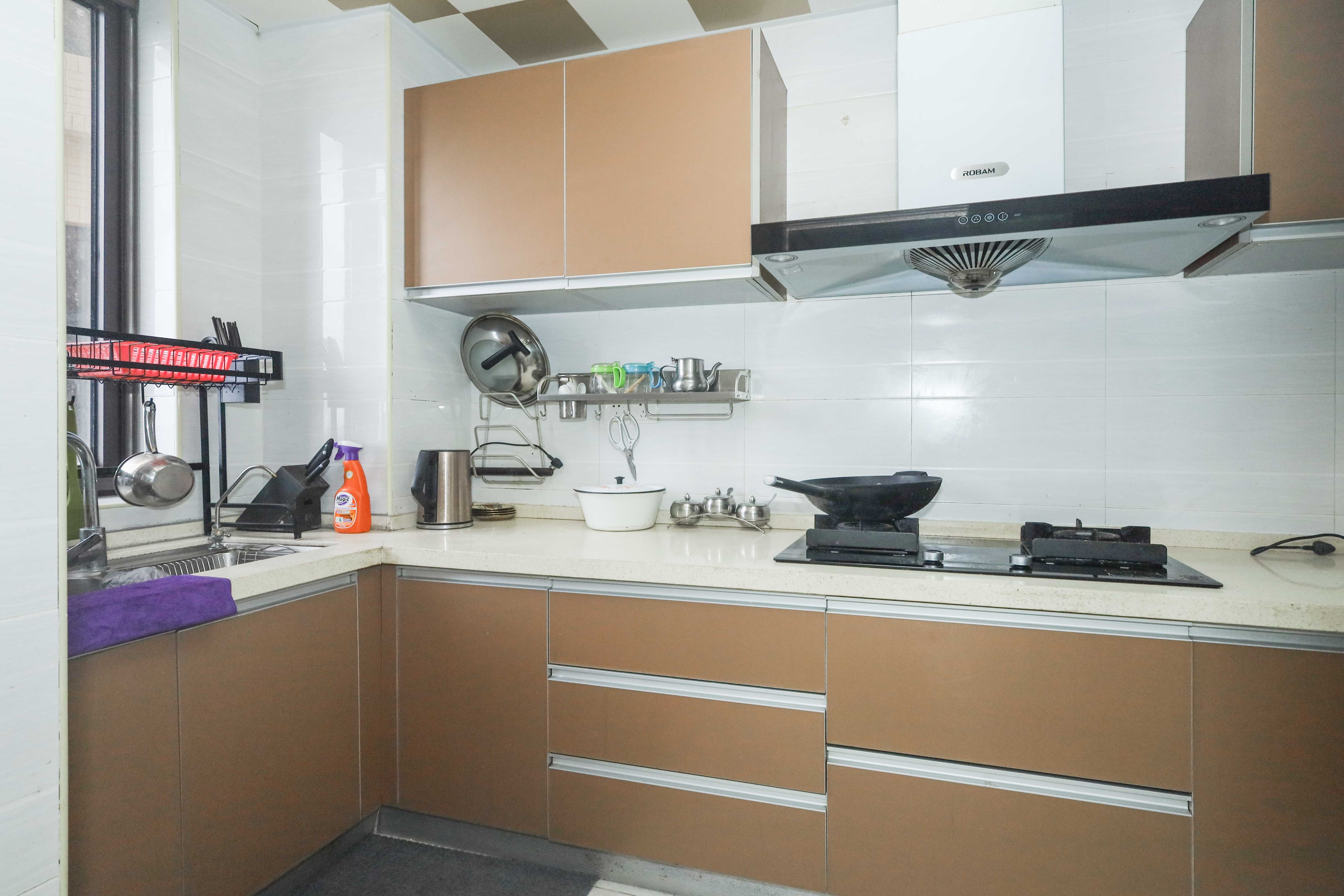 保利麓谷林语F区  3室2厅2卫    125.0万厨房