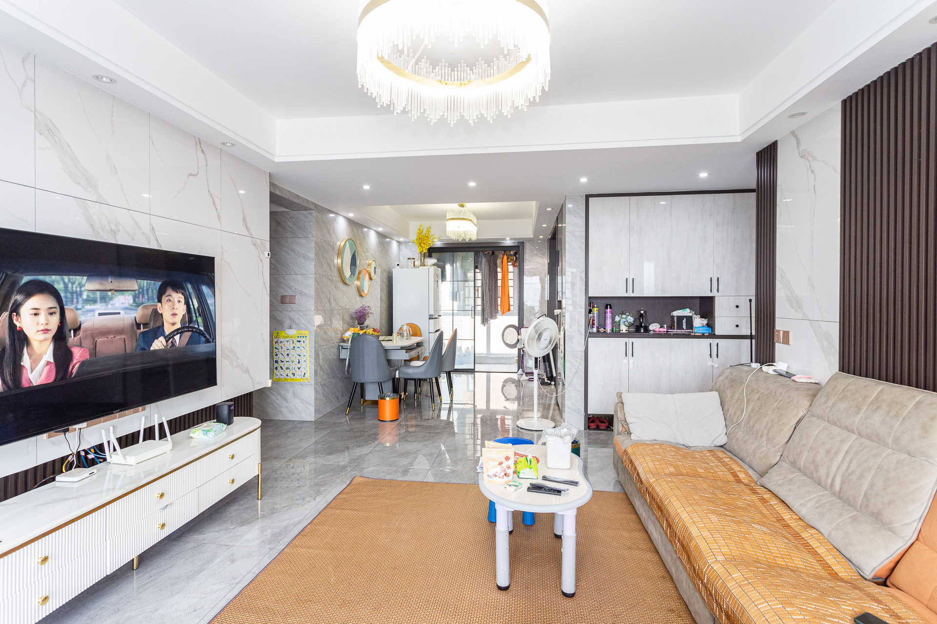 金富星悦汇 4室2厅2卫 105.0万 金富星悦汇 4室2厅2卫 105.0万客厅