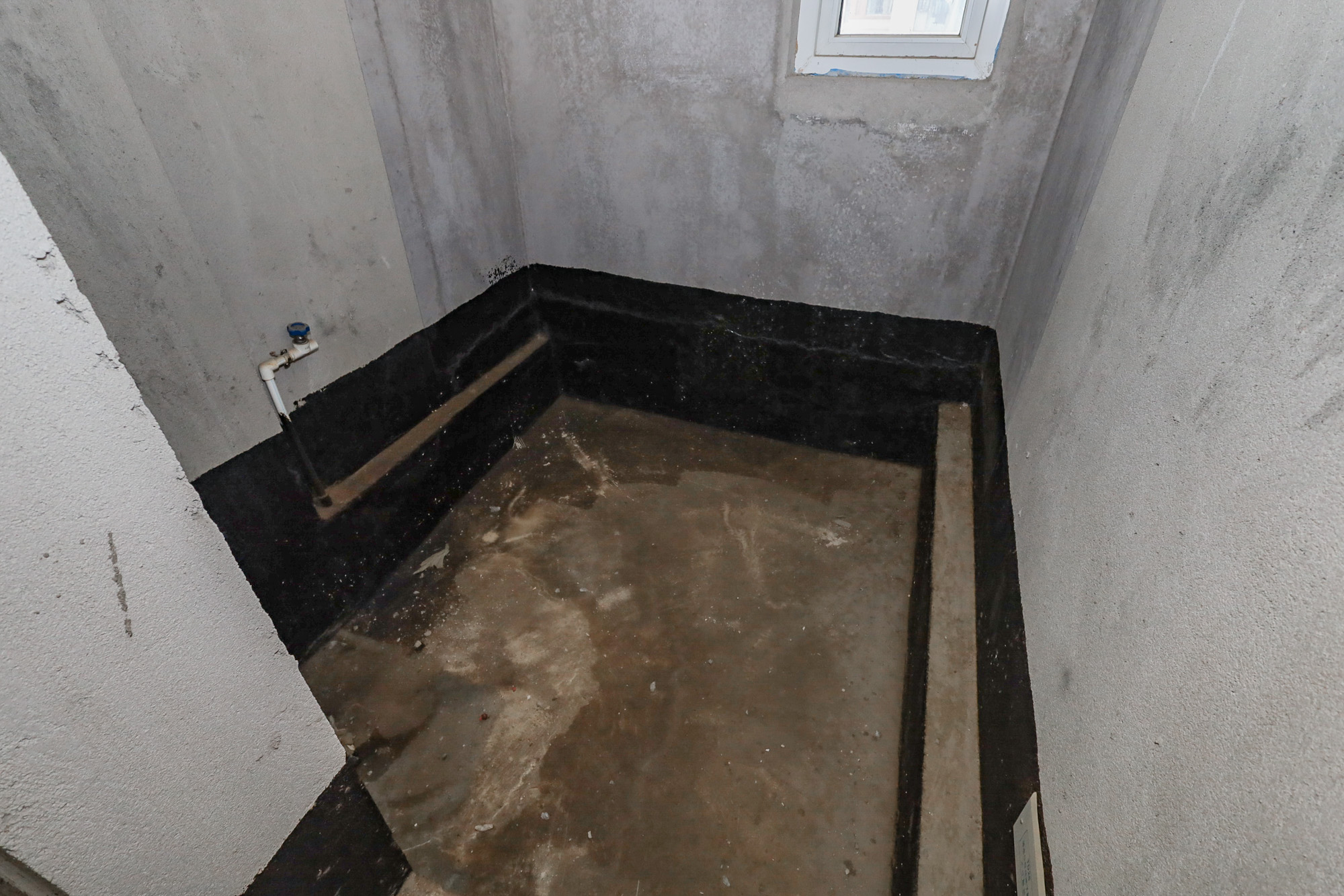 中铁西江悦一期  4室2厅1卫    115.0万卫生间