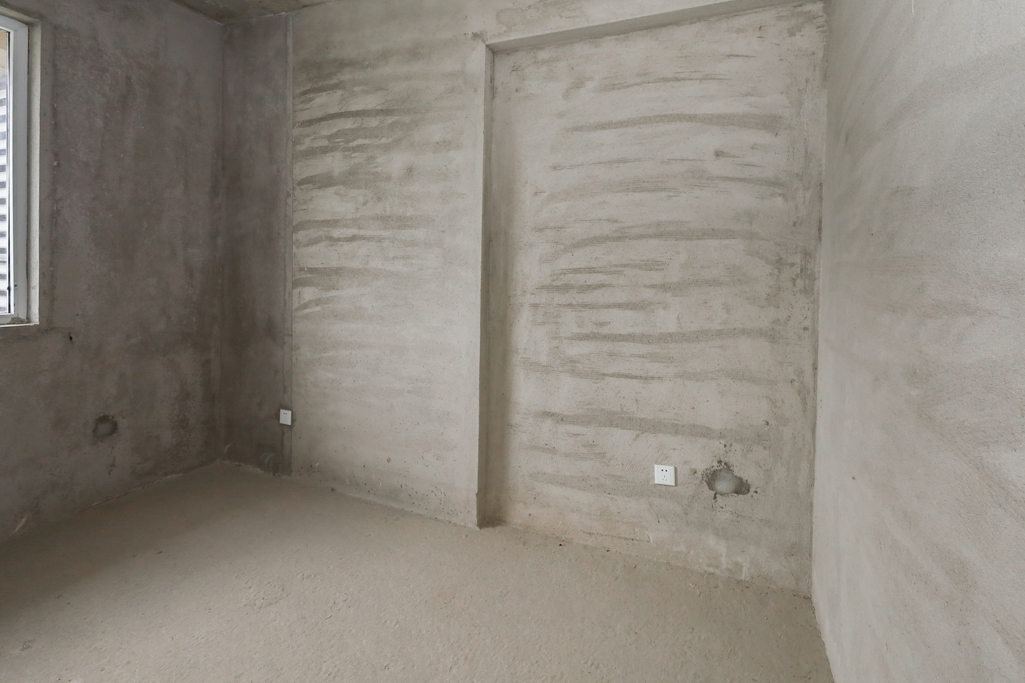 中铁西江悦一期  4室2厅1卫    115.0万卧室