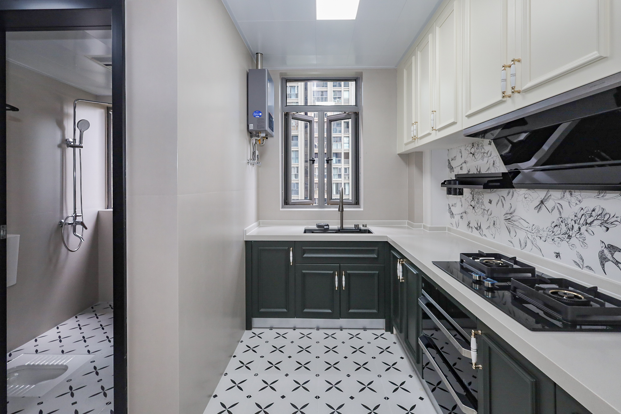 八方小区B区  3室2厅2卫    475.0万厨房