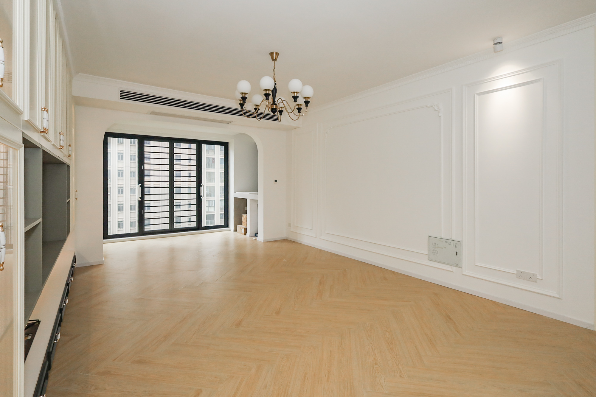 八方小区B区  3室2厅2卫    475.0万客厅