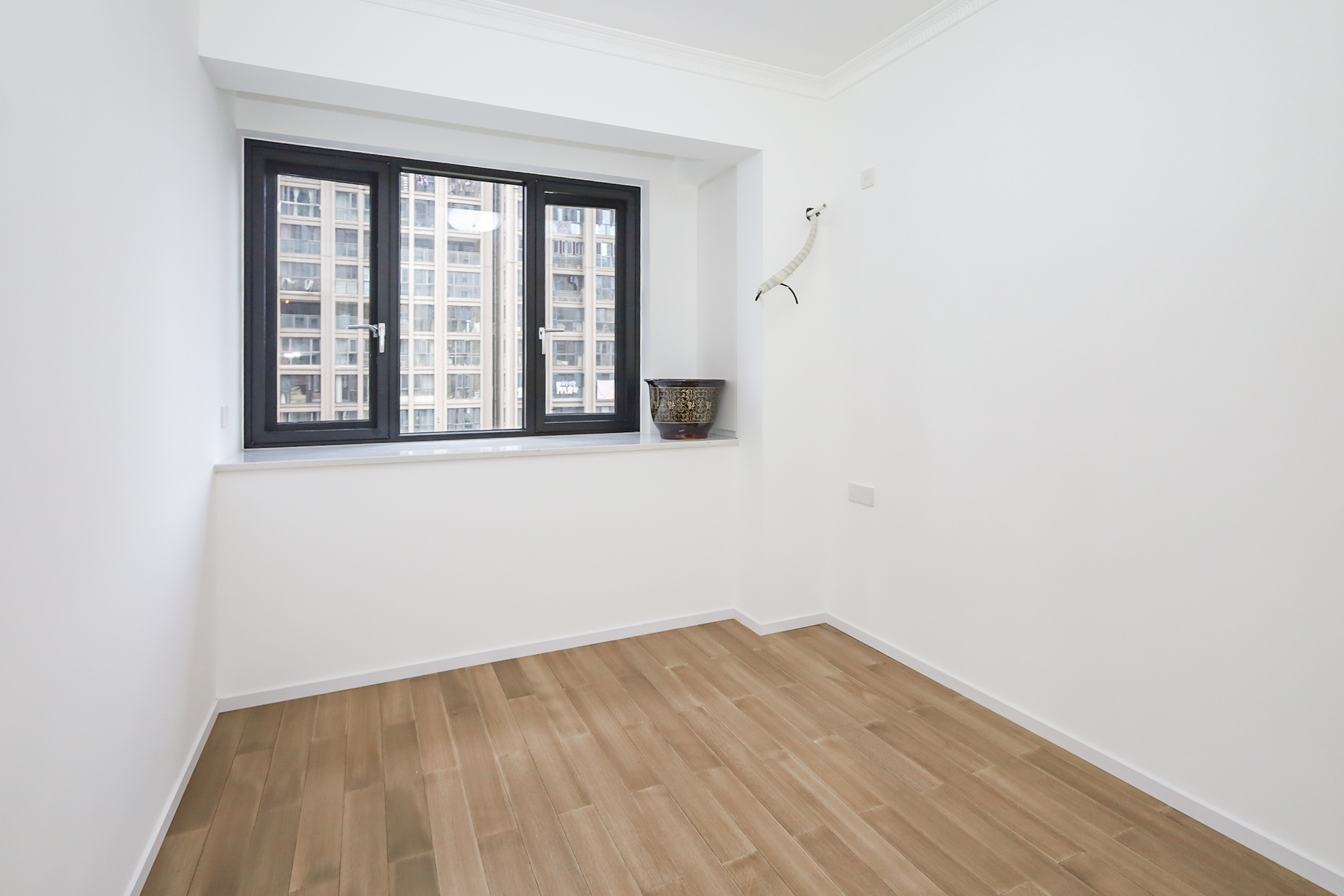 八方小区B区  3室2厅2卫    475.0万卧室