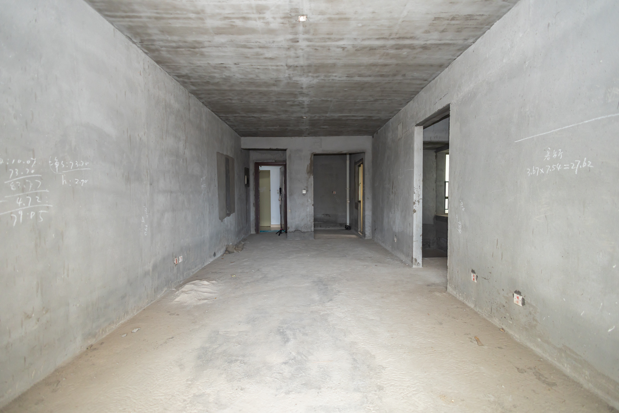 碧桂园威尼斯城 3室2厅1卫 56.8万 碧桂园威尼斯城 3室2厅1卫 56.8万客厅