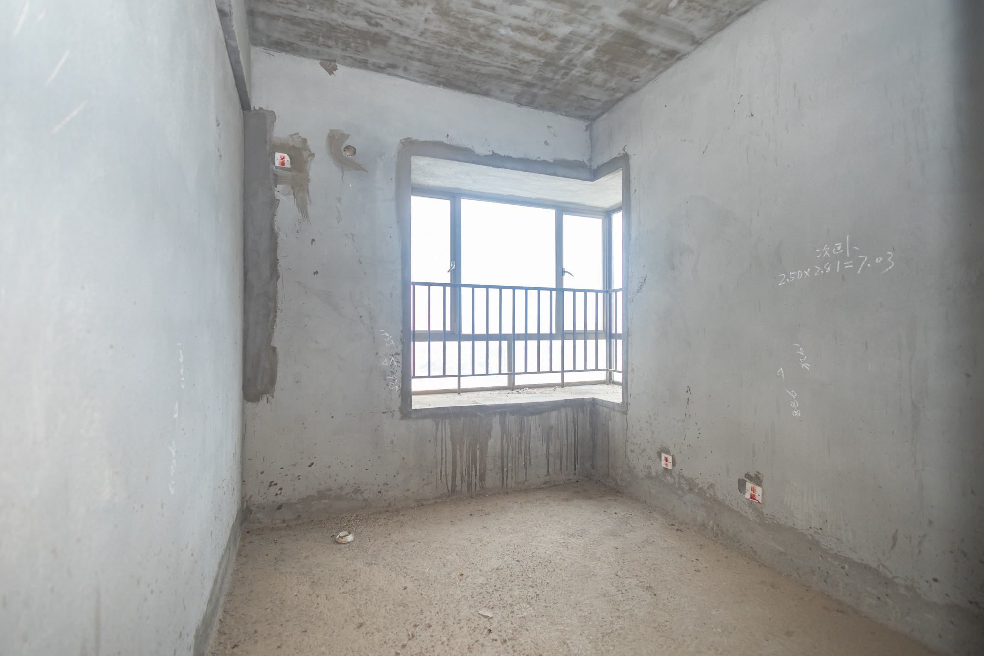 碧桂园威尼斯城 3室2厅1卫 56.8万 碧桂园威尼斯城 3室2厅1卫 56.8万卧室