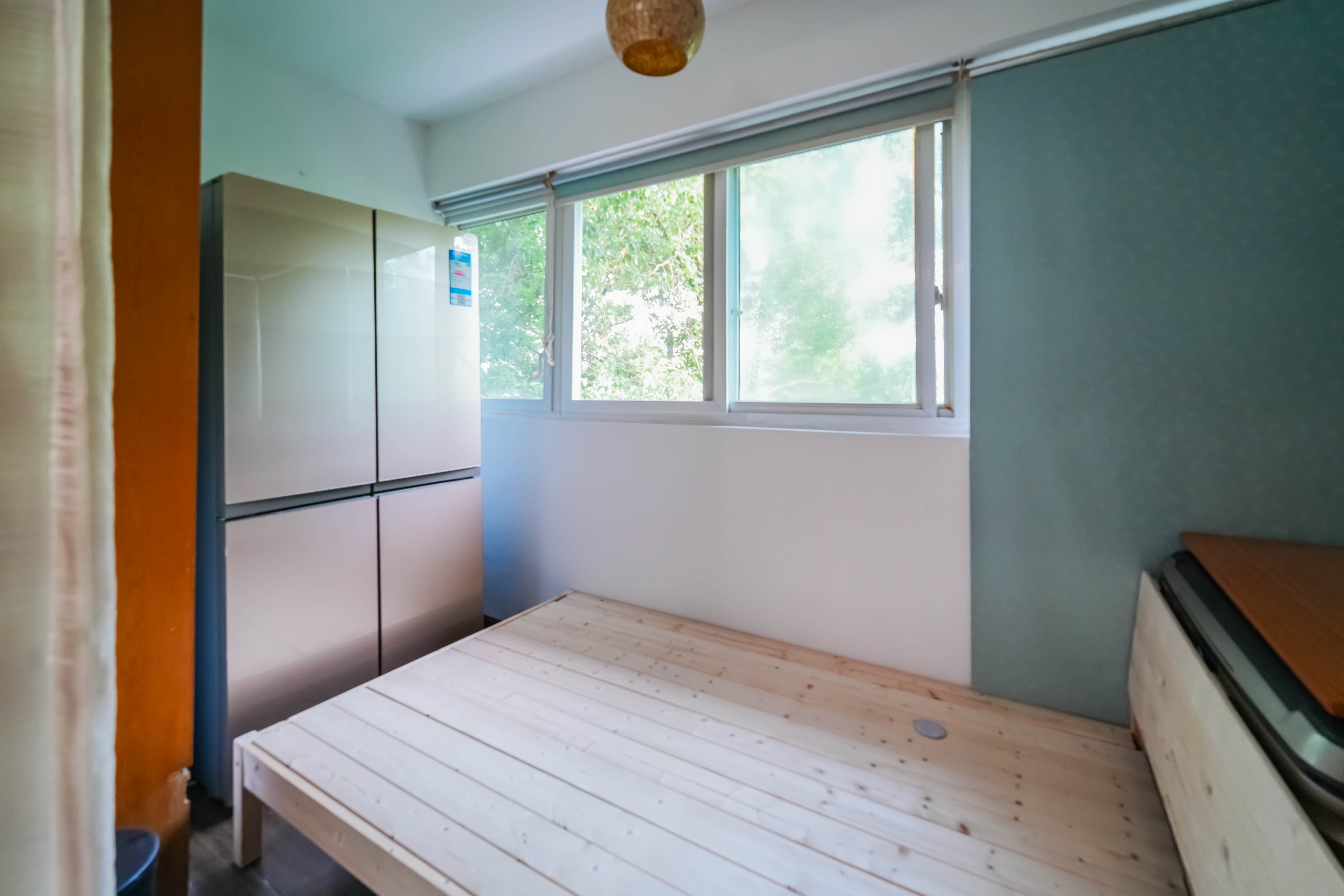 龙吉湾小区（龙瑞尚苑）  3室2厅1卫    65.0万阳台