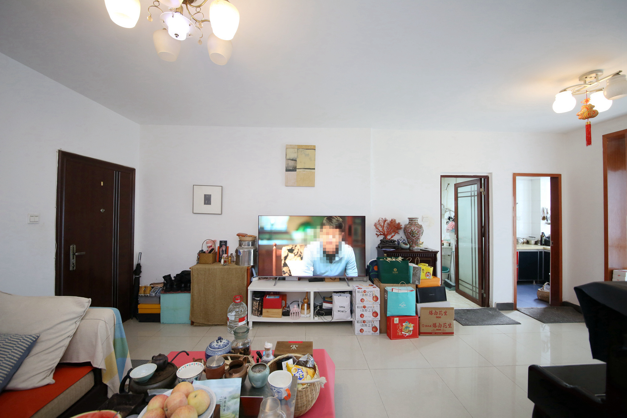 湘域中央  2室2厅1卫    75.0万客厅