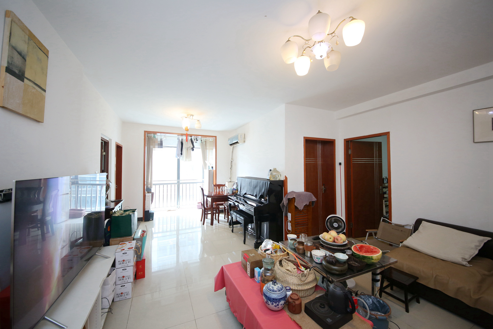 湘域中央  2室2厅1卫    75.0万客厅