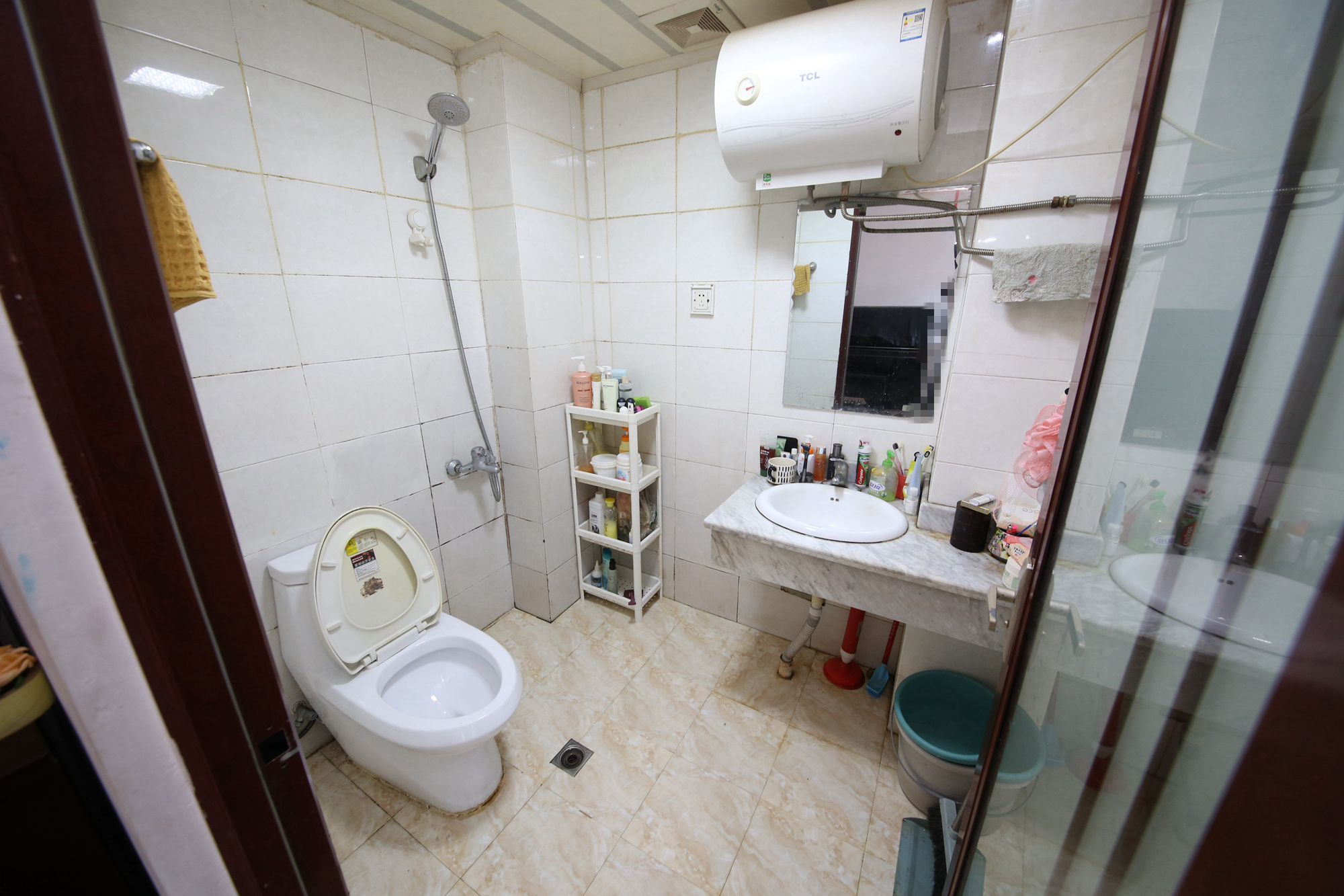 湘域中央  2室2厅1卫    75.0万卫生间