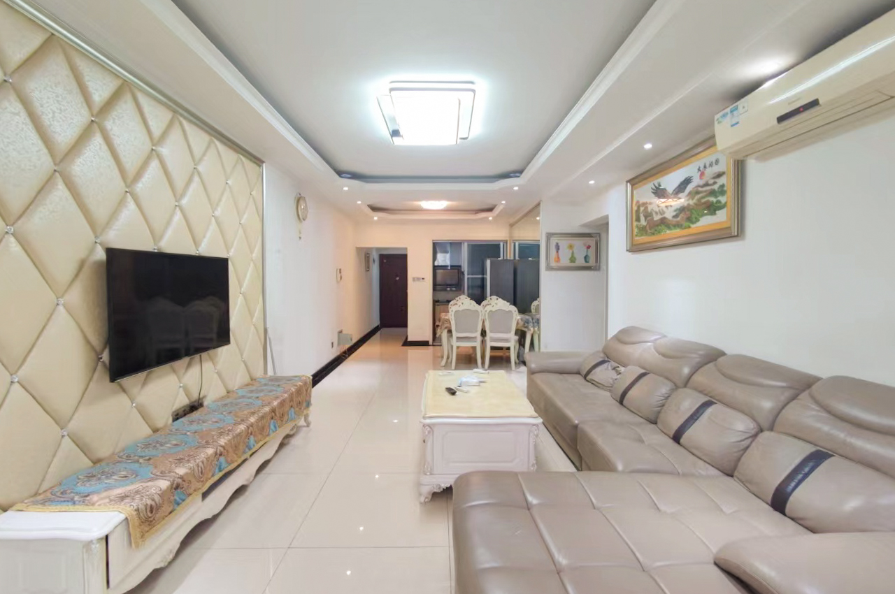 高鑫麓城  2室2厅1卫    87.0万 高鑫麓城  2室2厅1卫    87.0万客厅