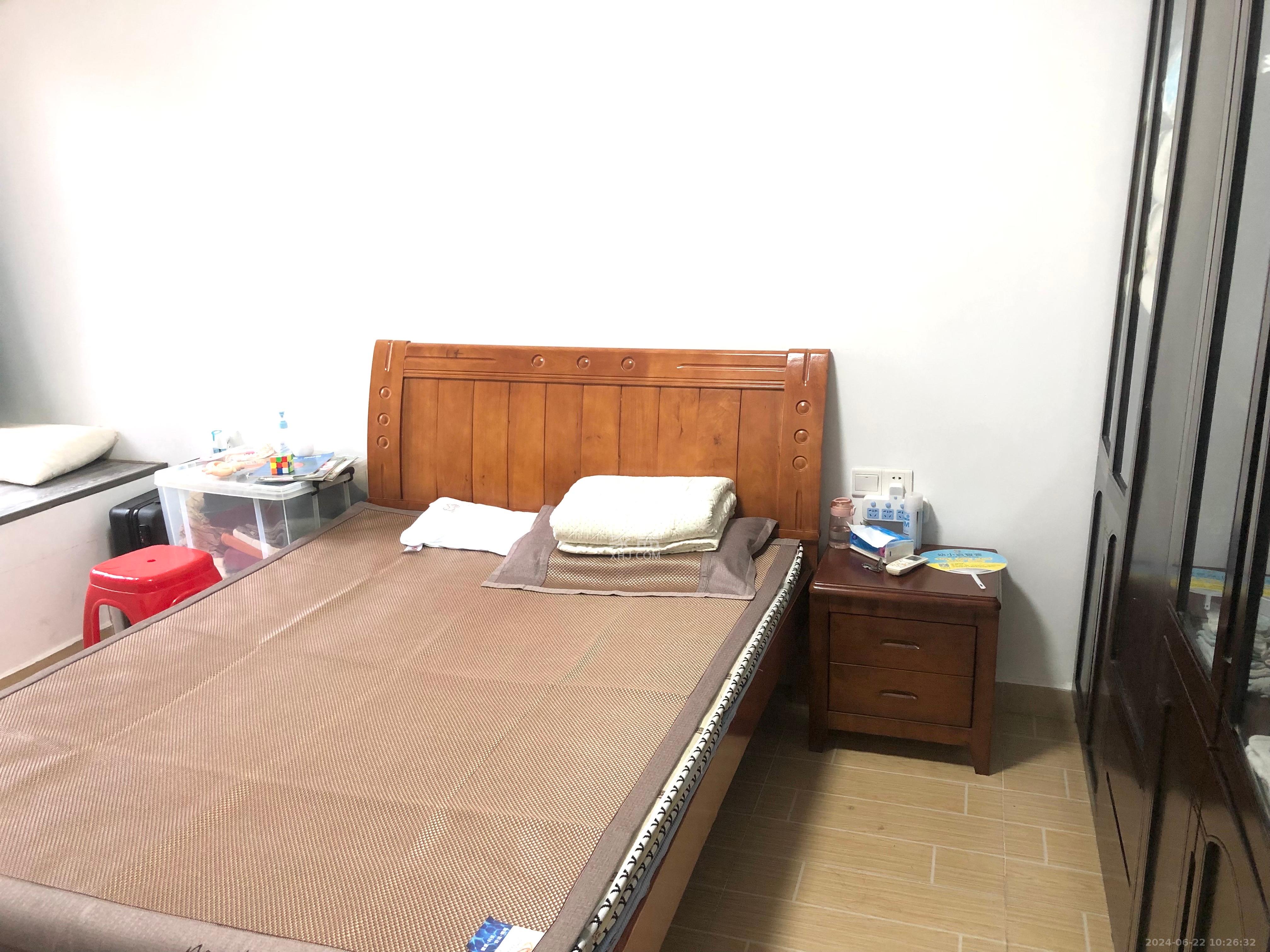 德润小区（丰升德润小区）  3室2厅2卫   2500.00元/月室内图