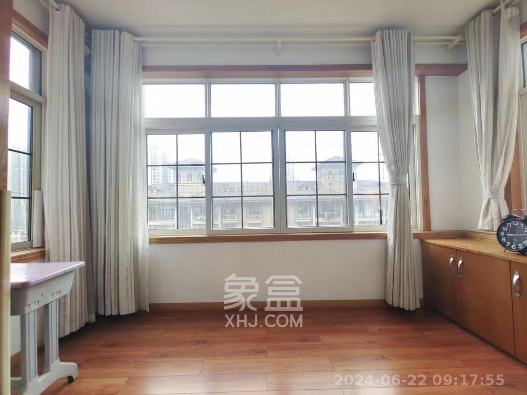 沁园春御院  1室2厅2卫    3000.0元/月室内图